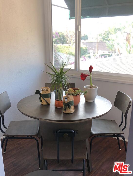 West Hollywood Condo: 9018 Keith Avenue