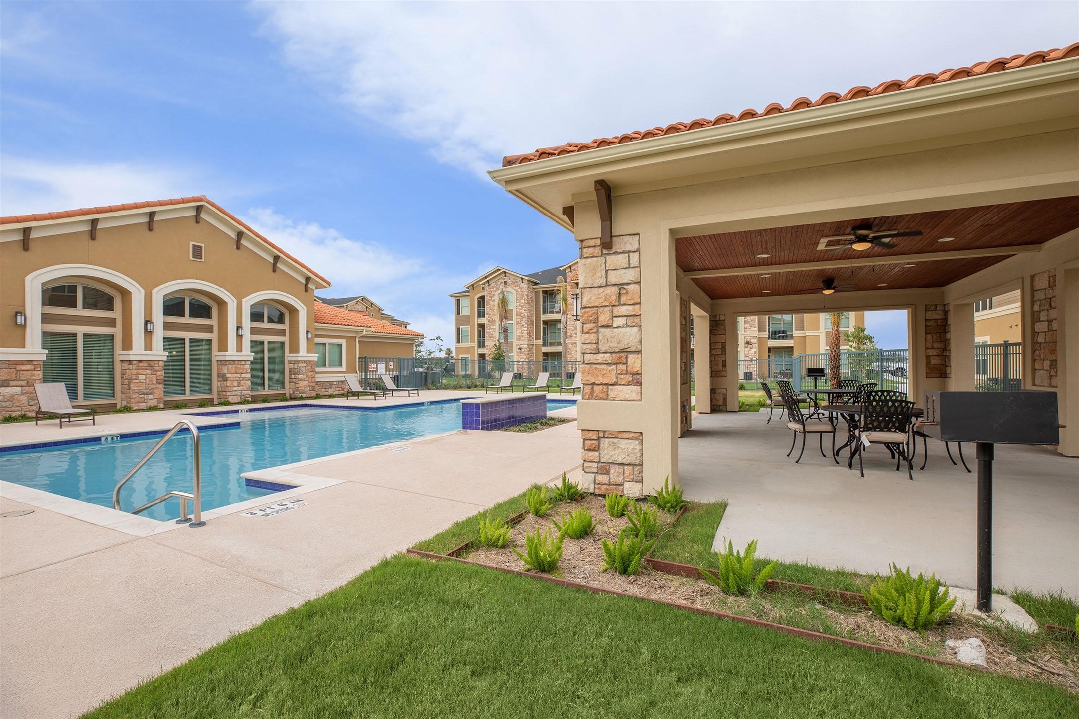 McAllen Condo: 3700 North K Centre
