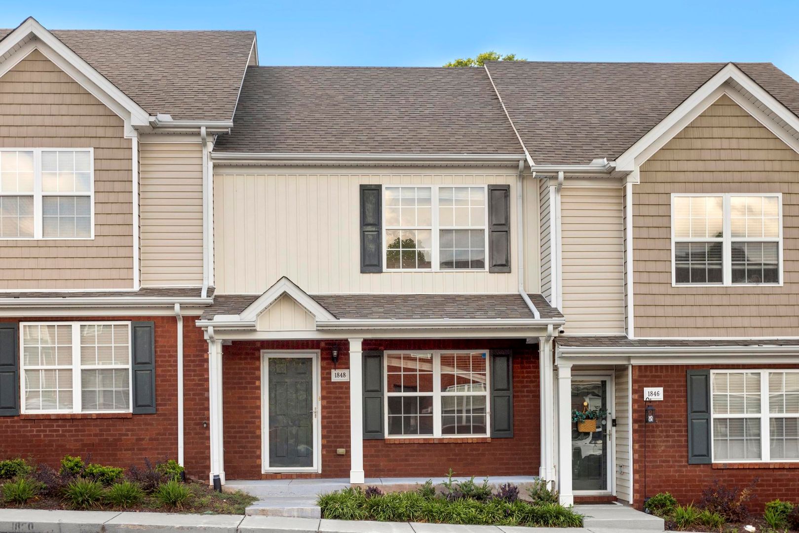 Antioch House: 1848 Shaylin Loop