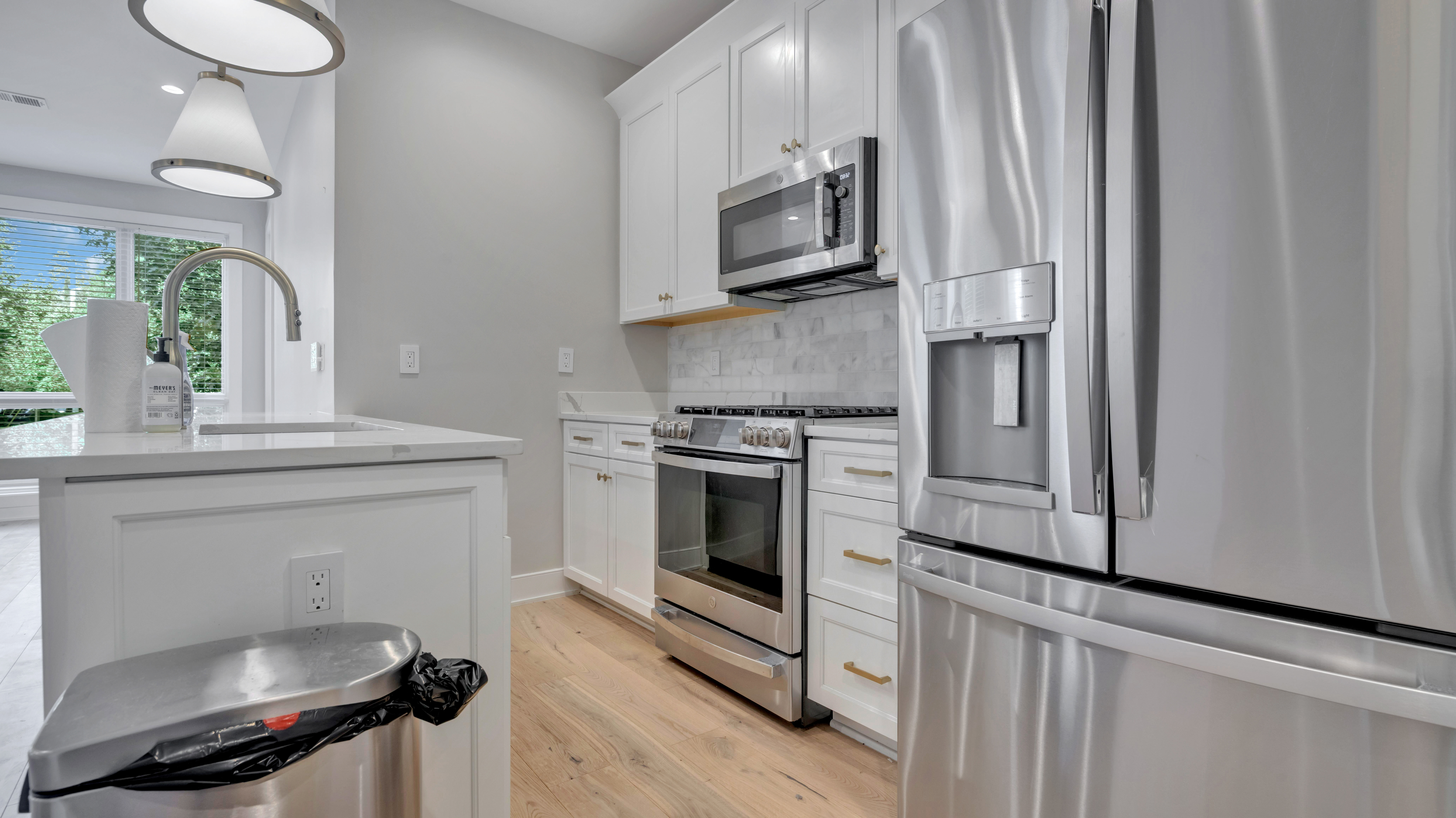 Washington Condo: 5305 Connecticut Ave NW