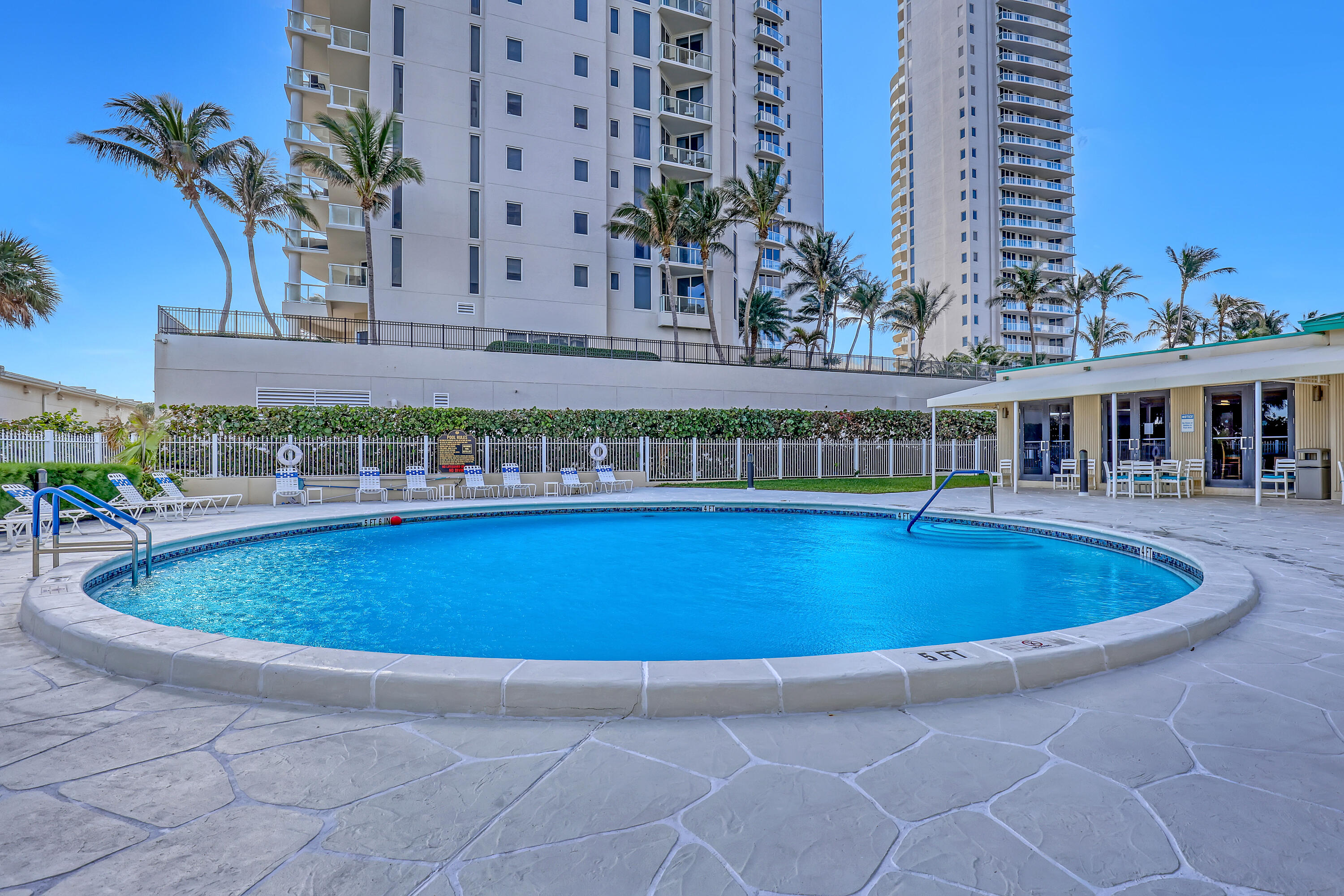Singer Island Condo: 2800 North Ocean Drive