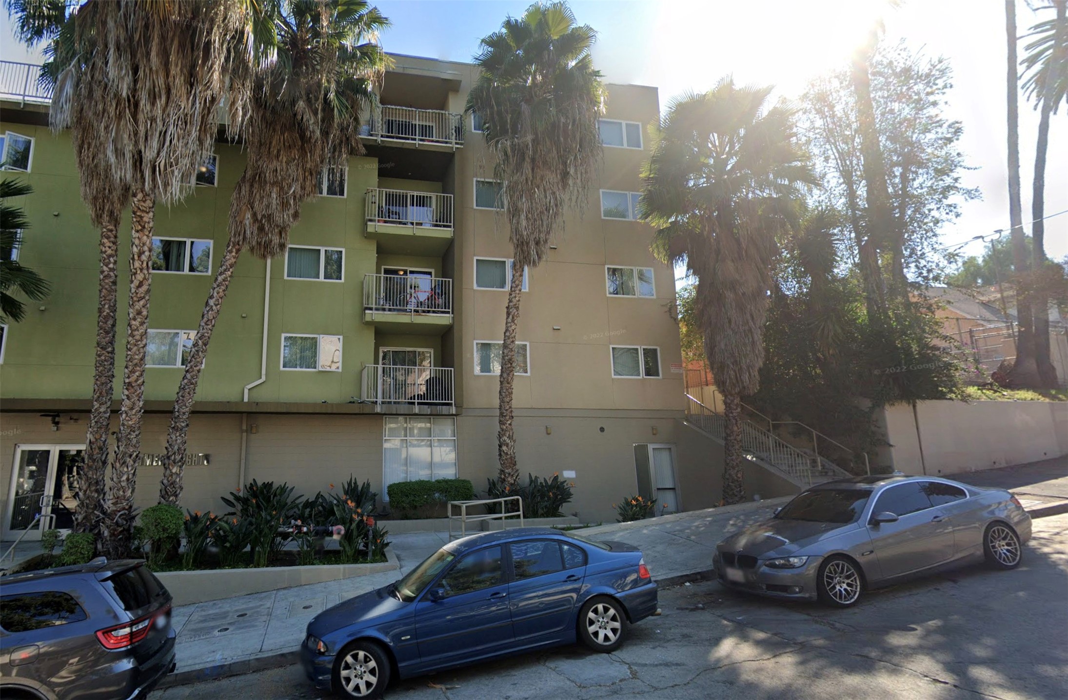 Los Angeles Condo: 116 Witmer Street