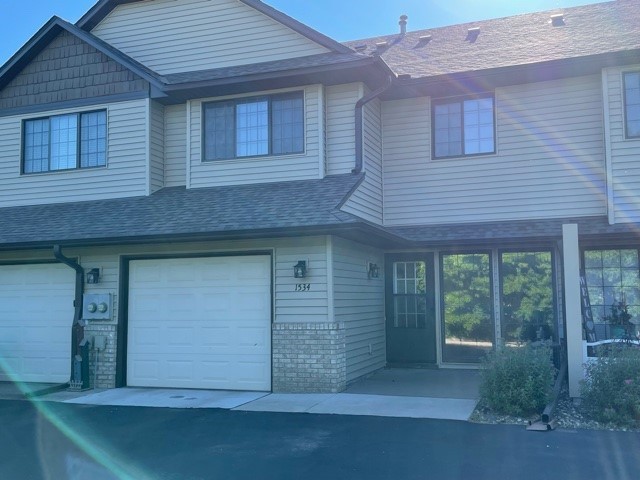 Stillwater Townhome: 1534 Cottage Dr