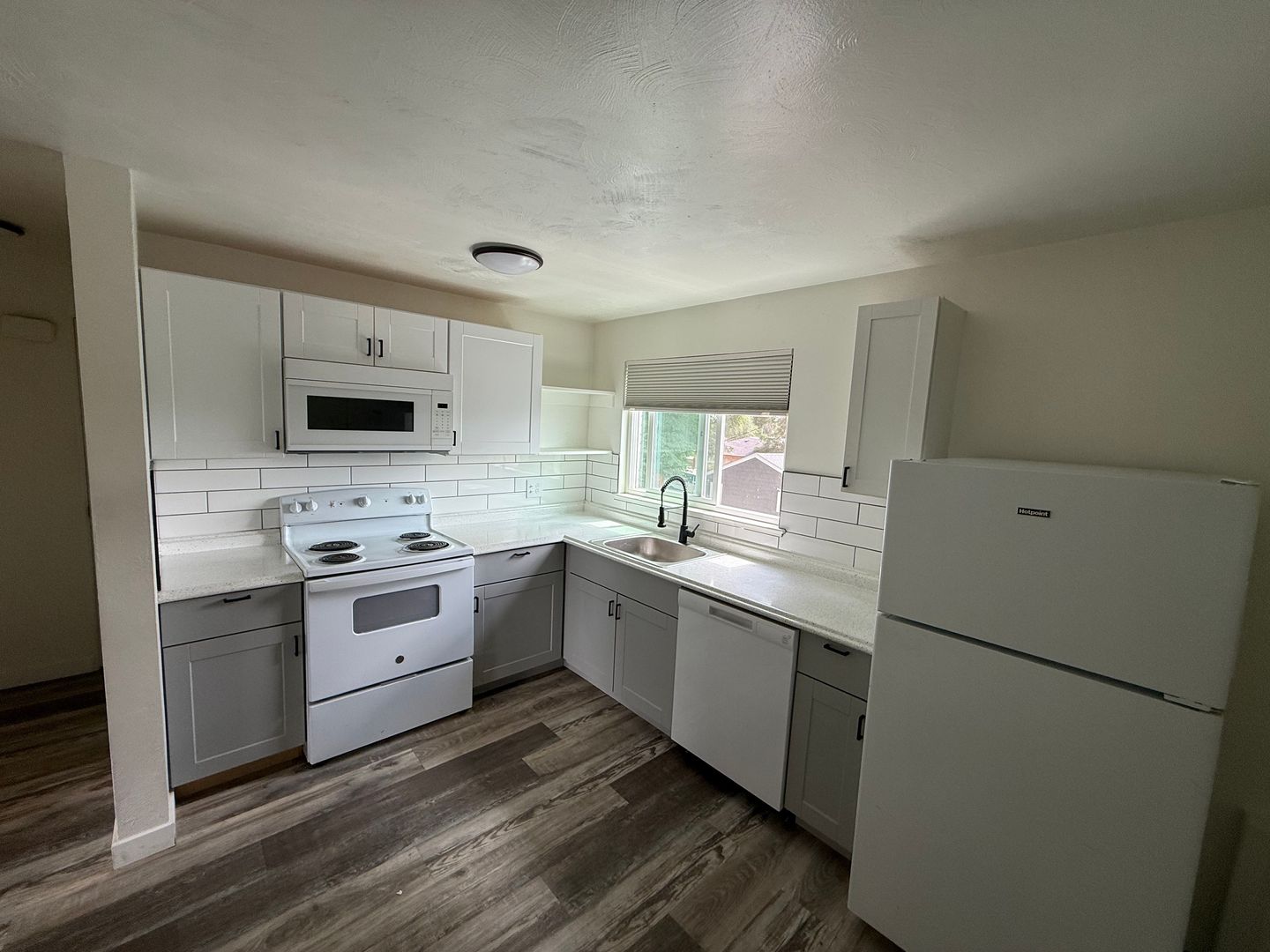 Lakewood Apartment: 1695 Reed St