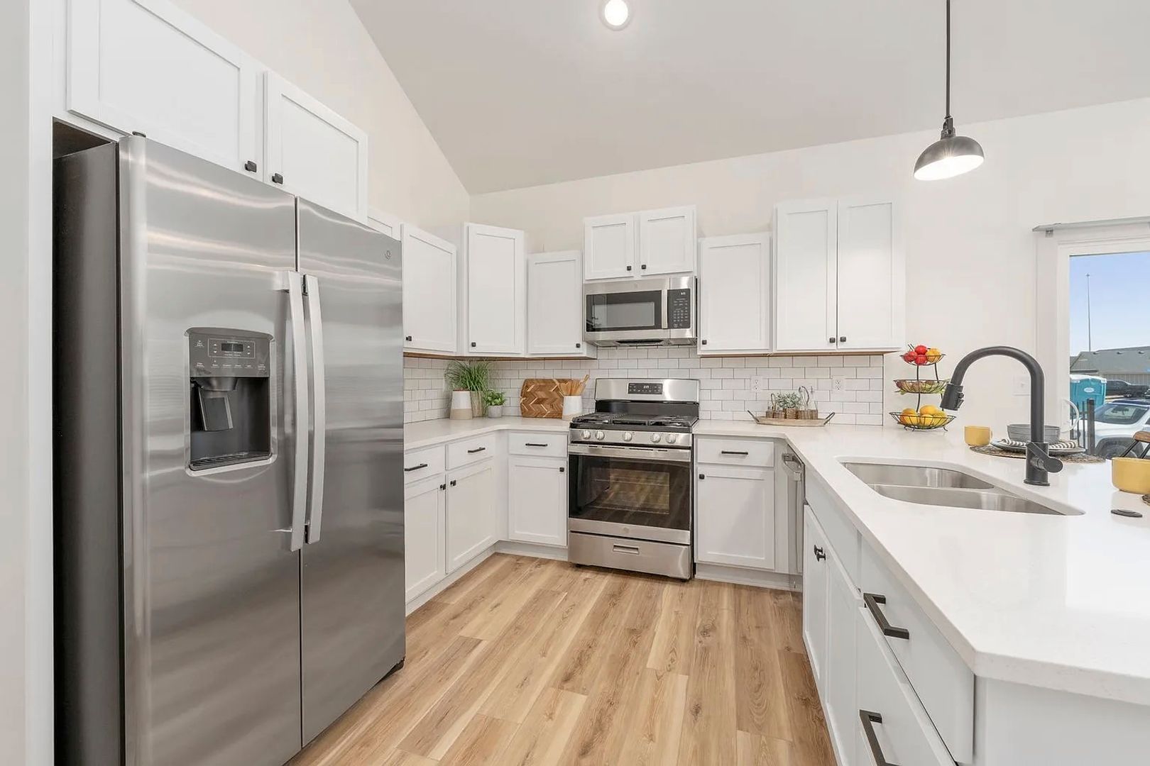 Goddard House: 2116 W Elk Ridge Ave