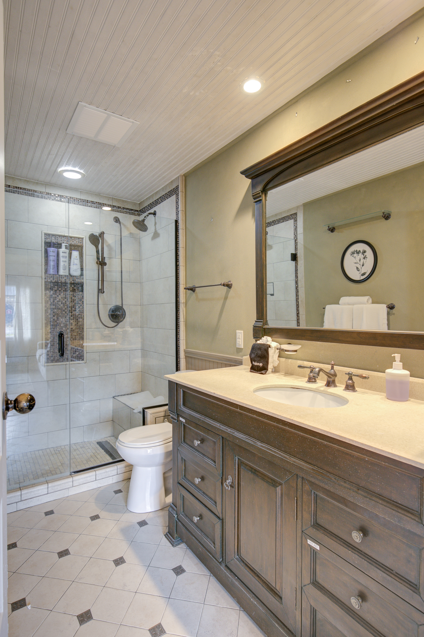 Grayland Condo: 1757 Washington 105