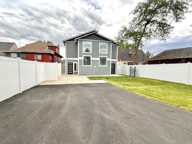 Spokane Townhome: 2404 W College Ave