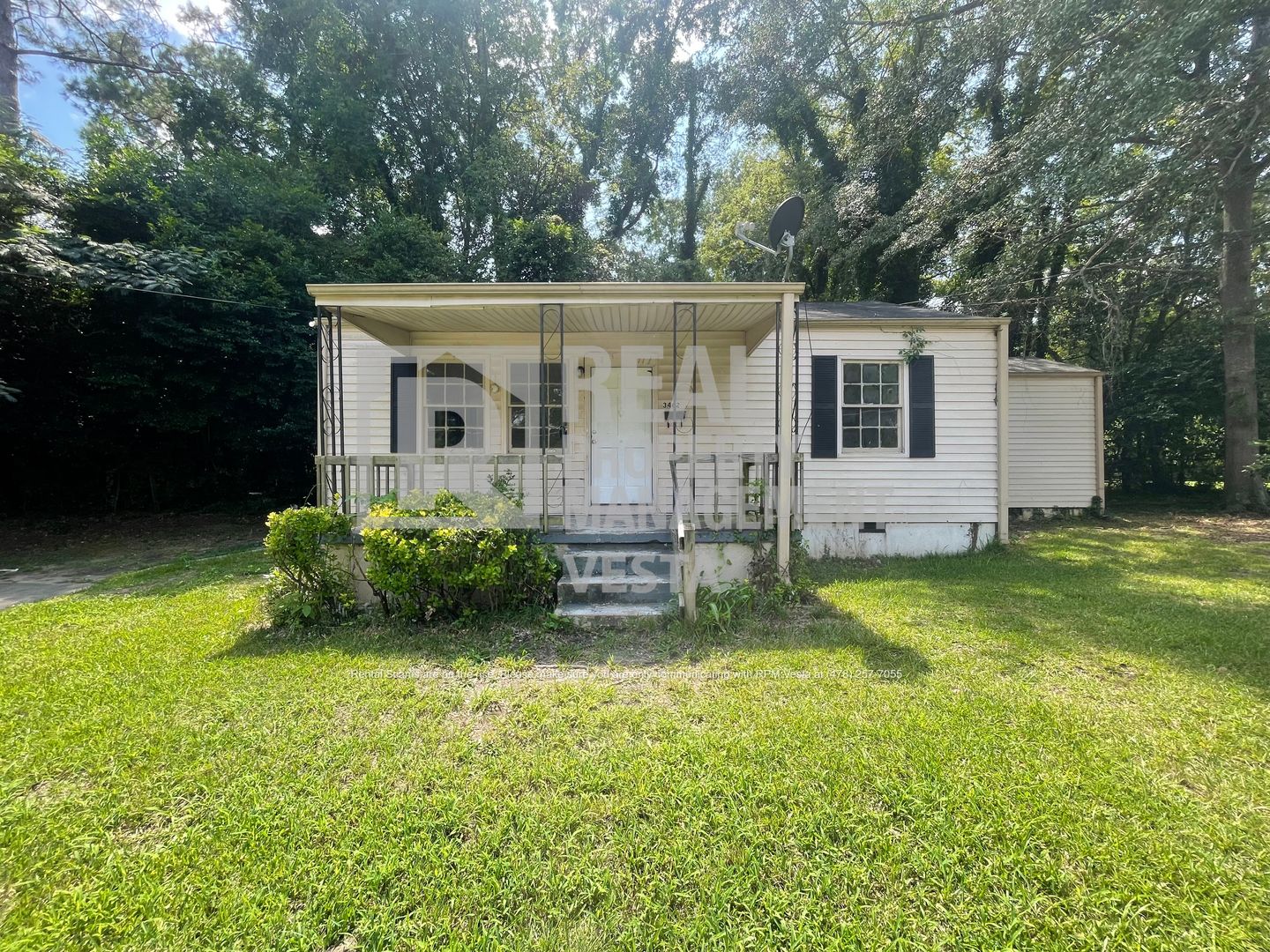 Macon House: 3462 Mckenzie Drive