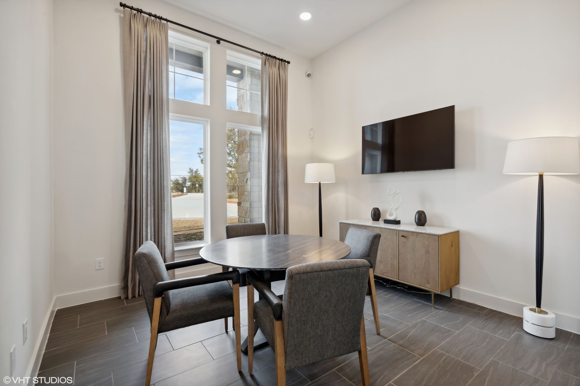 Georgetown Condo: 1846 W University Ave