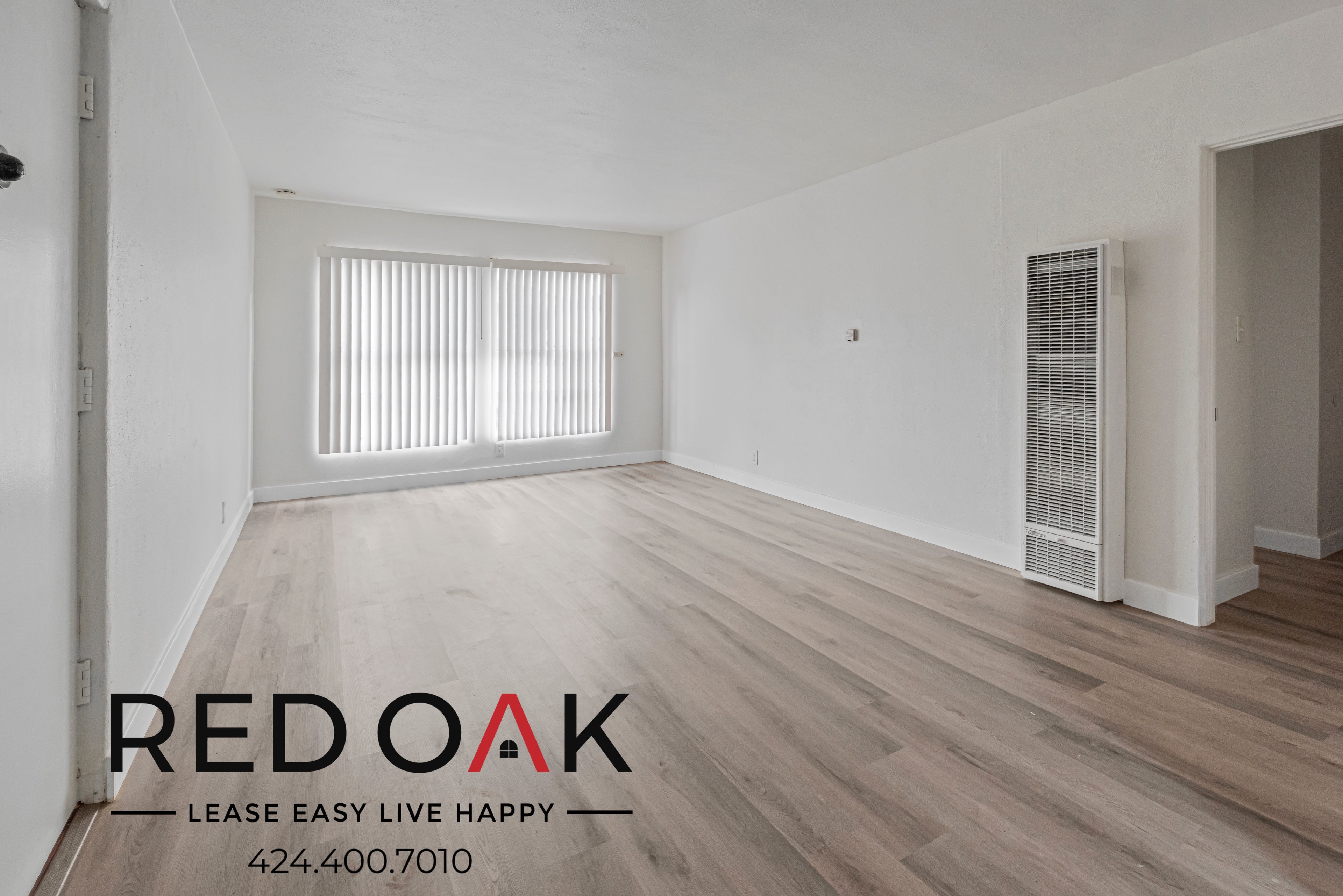 Inglewood Condo: 3329 W 84th St