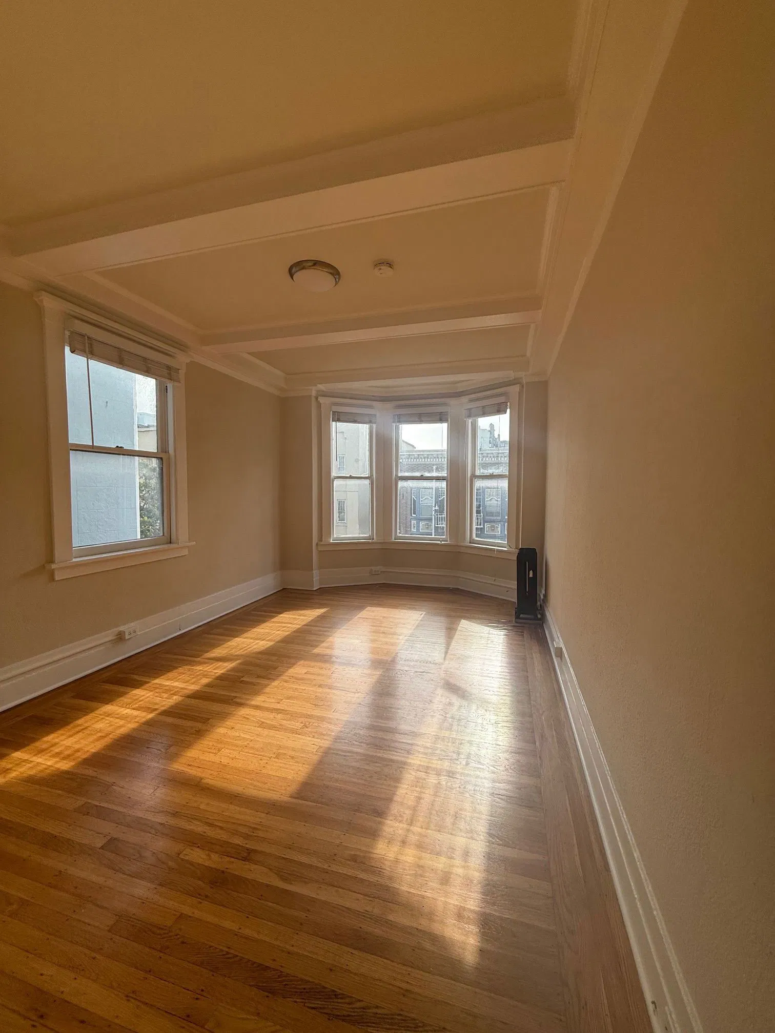 San Francisco Condo: 522 Hyde St