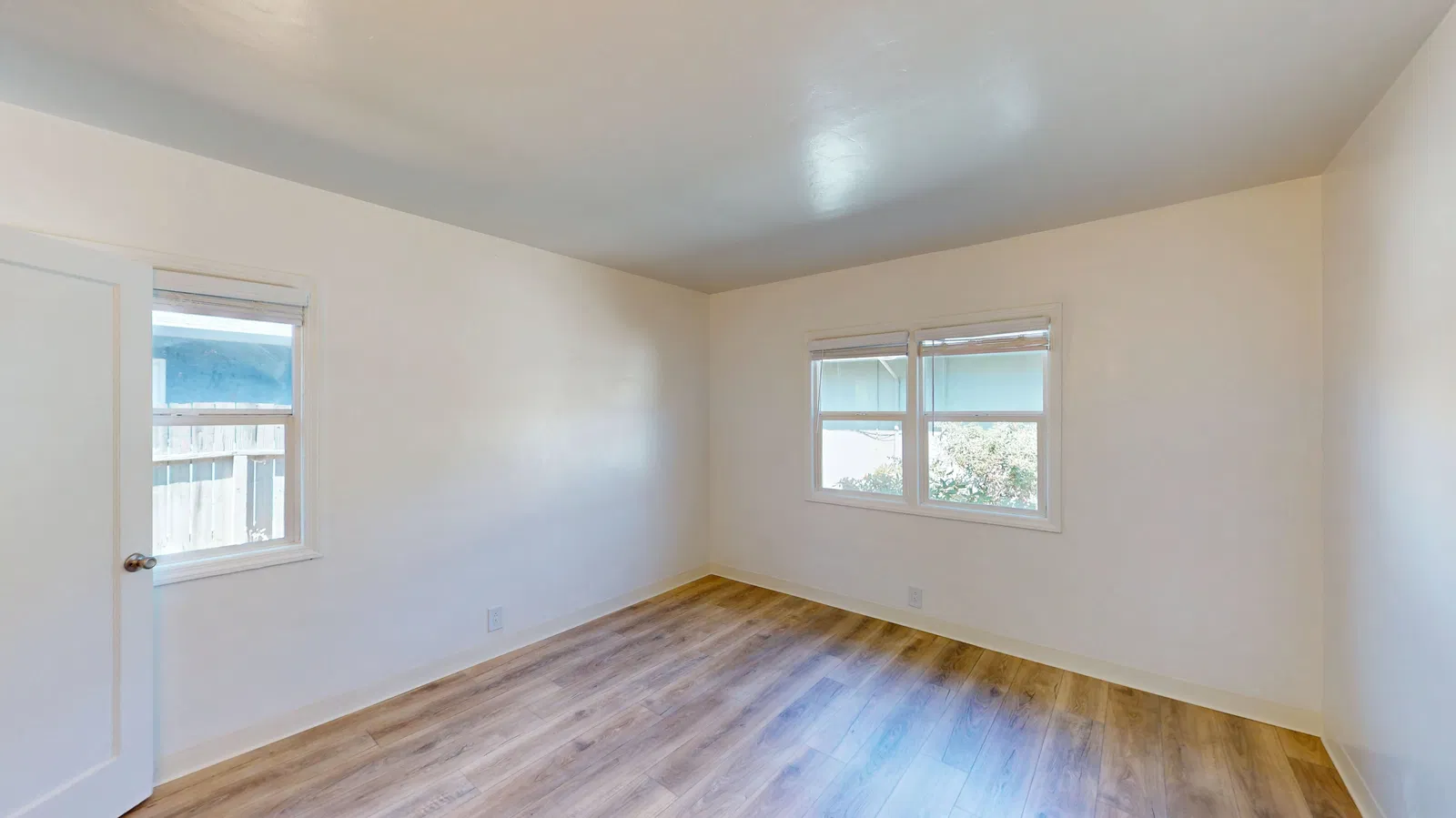 San Rafael Condo: 390 Woodland Ave