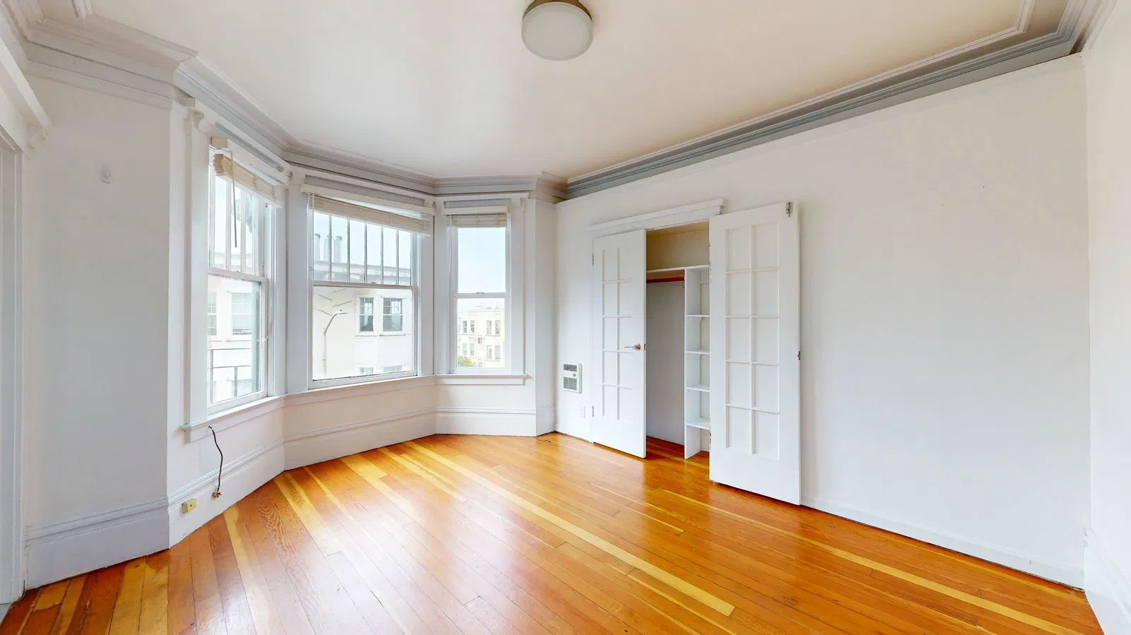San Francisco Condo: 1055 Mason St