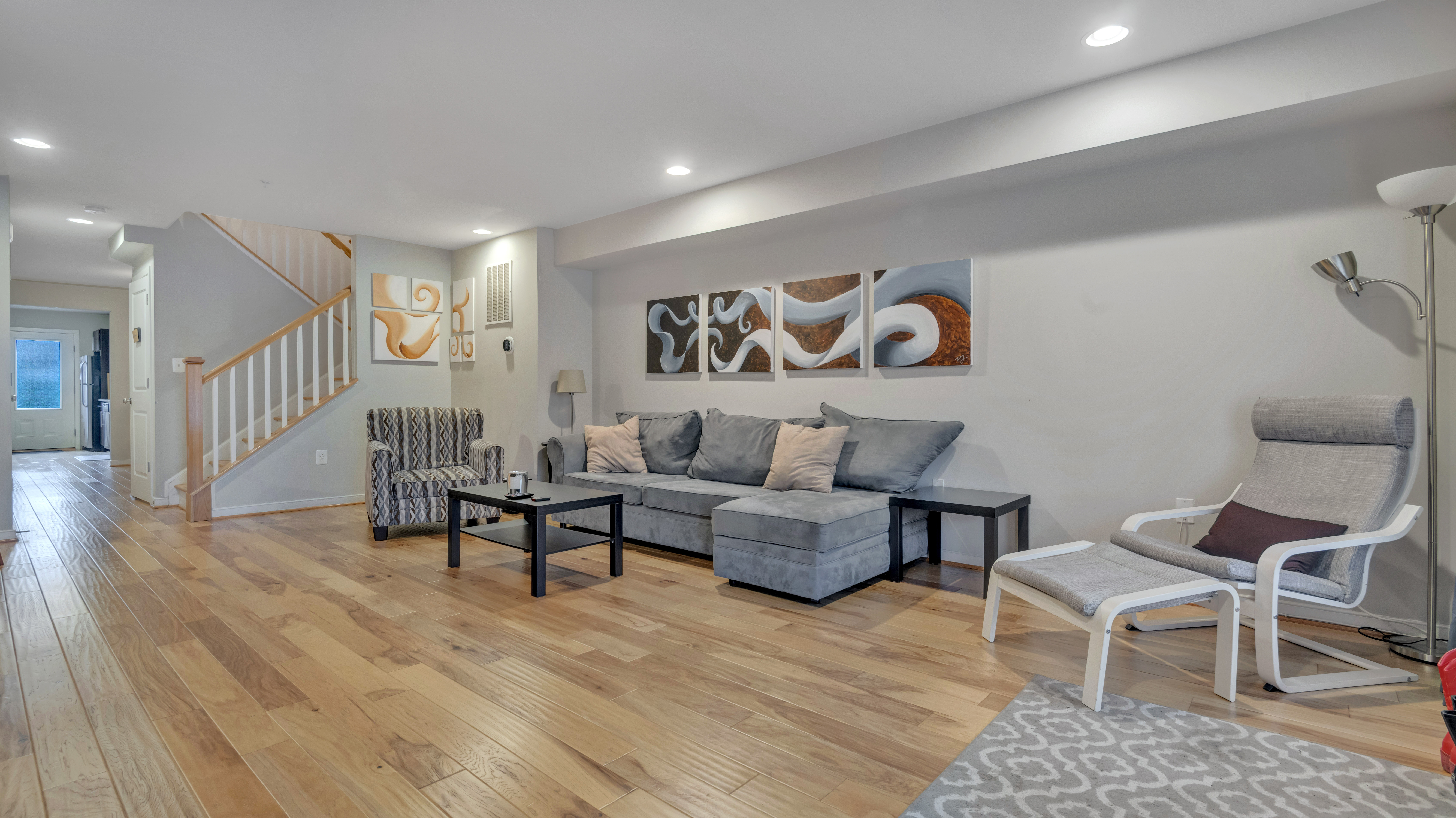 Washington House: 1663 Montello Ave NE