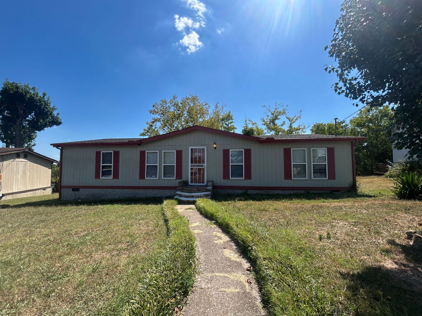 Nashville House: 208 Green Branch