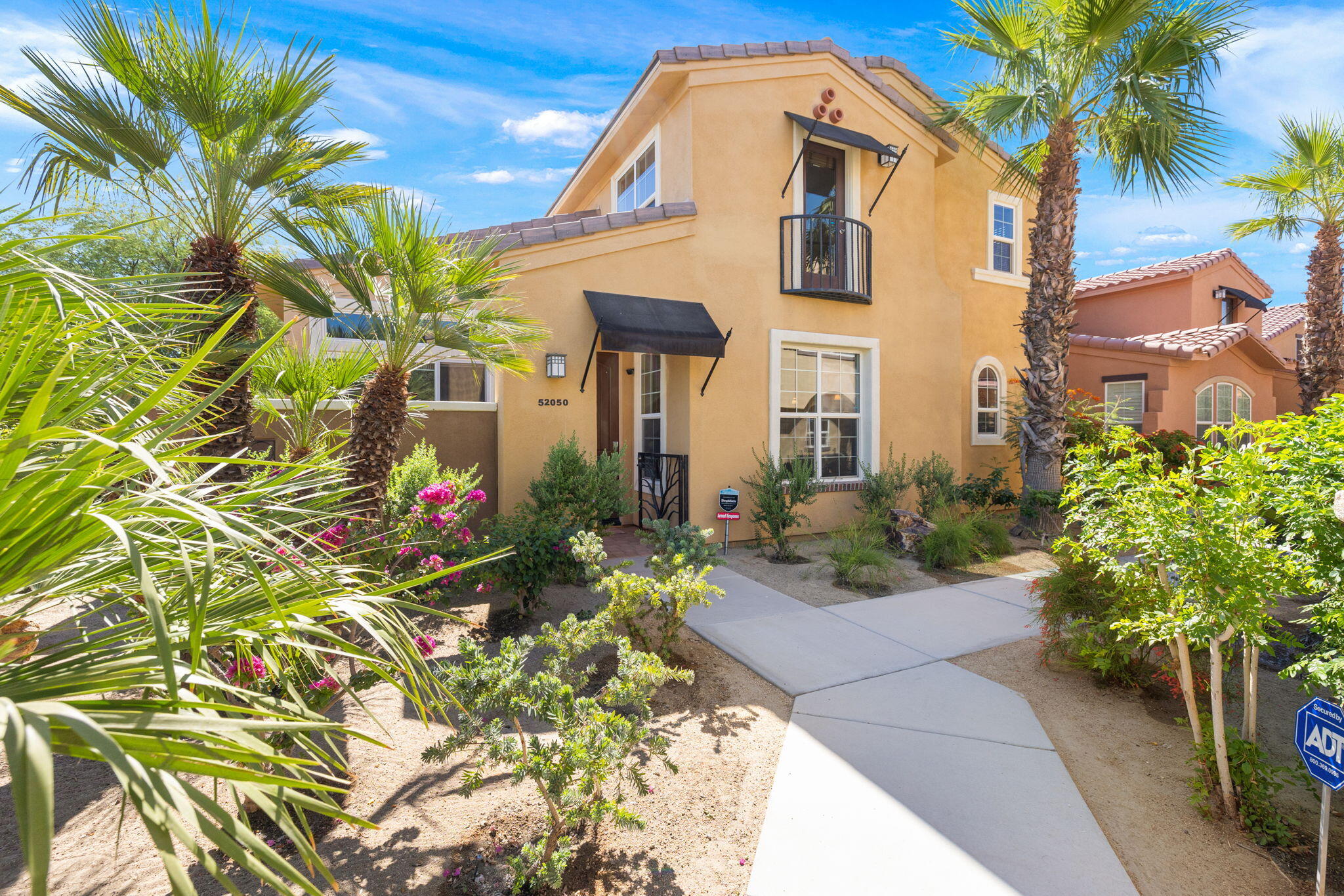 La Quinta Condo: 52050 Rosewood Lane