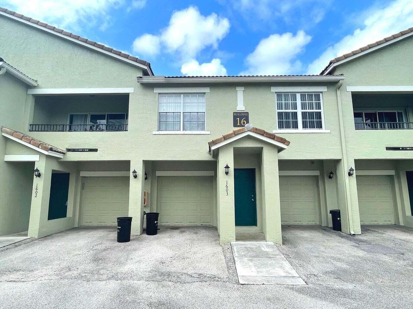 Boynton Beach Condo: 1603 Belmont Place