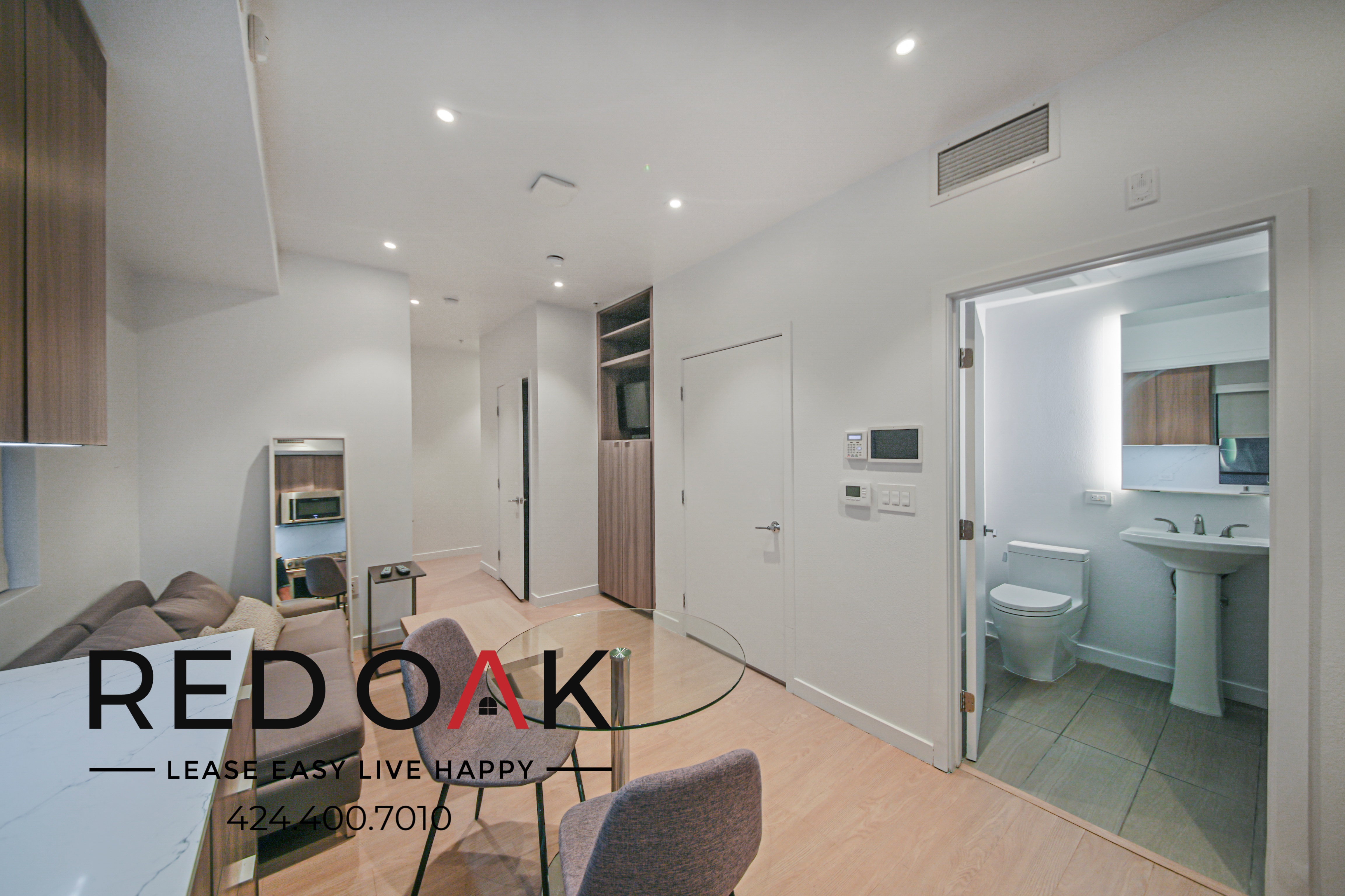 Los Angeles Apartment: 11649 Mayfield Ave