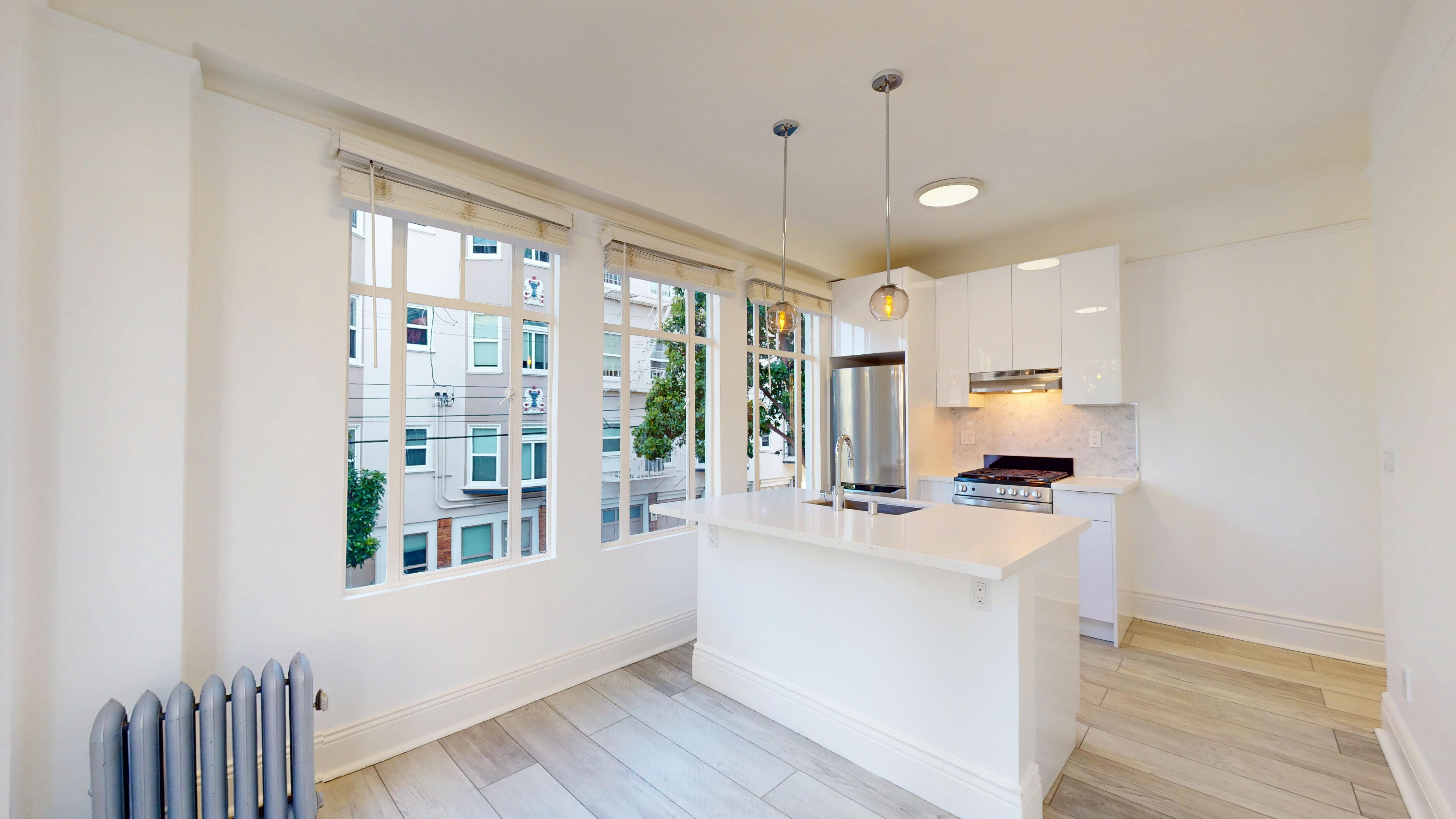San Francisco Condo: 3272 21st St