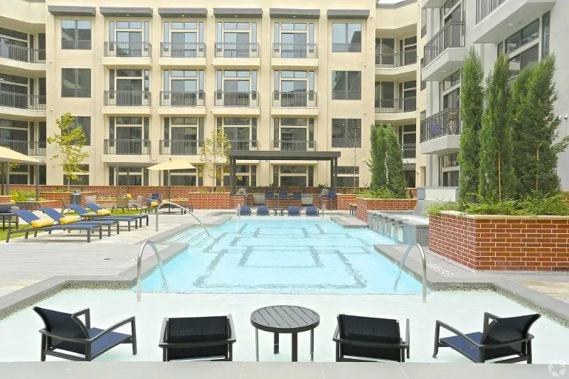 Houston Condo: 3803 Main Street