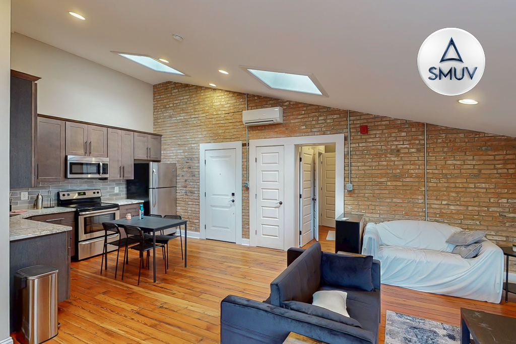 Baltimore Condo: 814 Cathedral Street