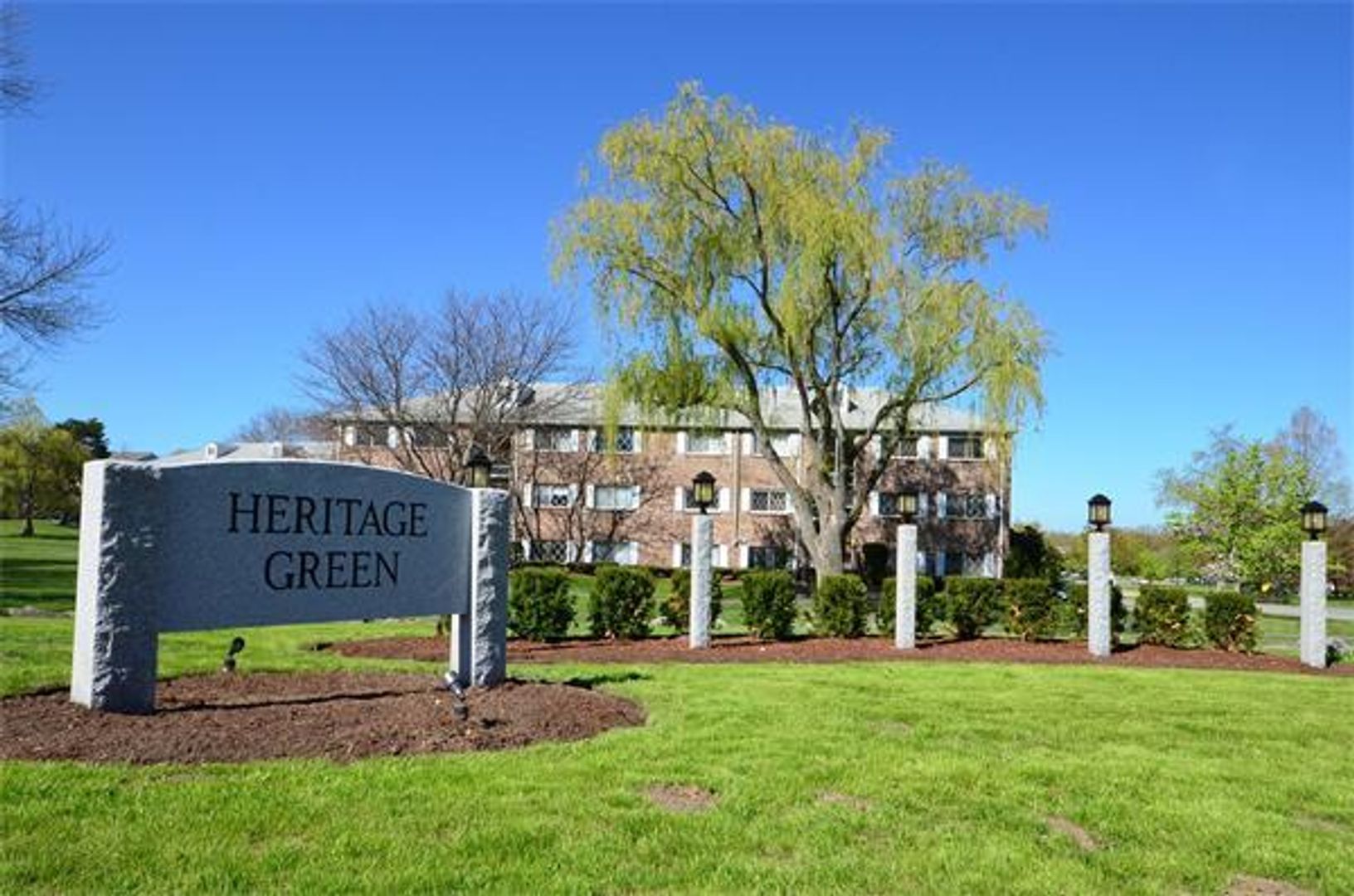 North Andover House: 70 Edgelawn Ave
