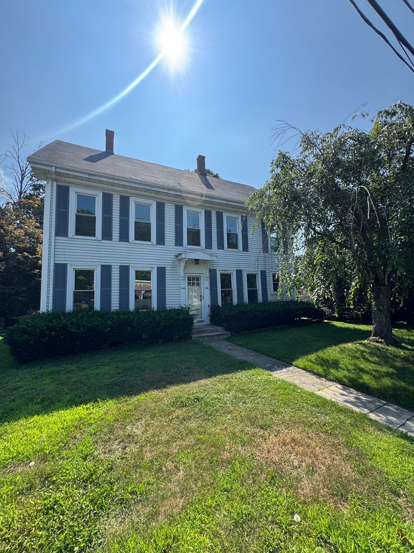 Groveland Condo: 136-138 Washington St