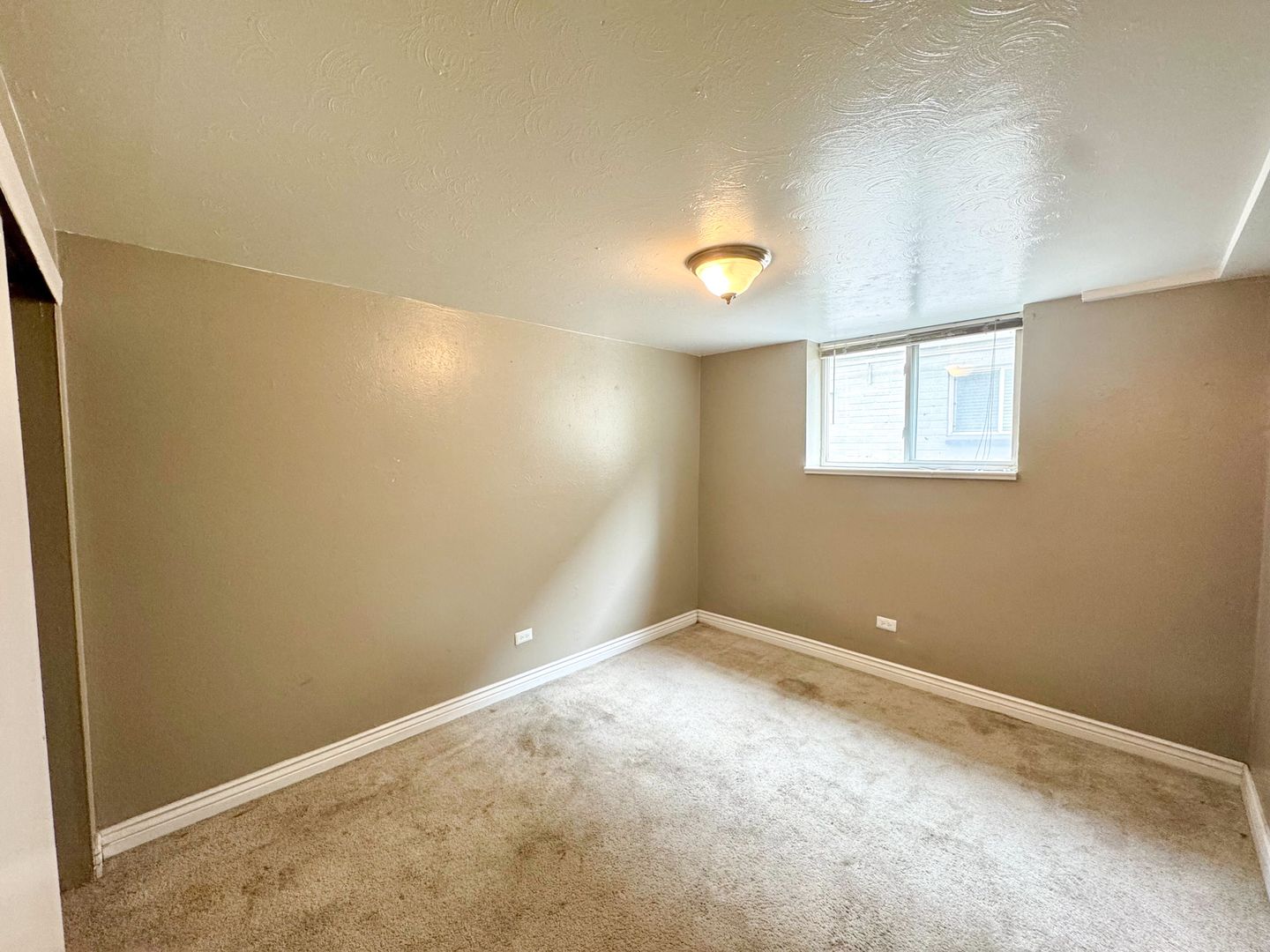 Denver Apartment: 4630 E Asbury Cir