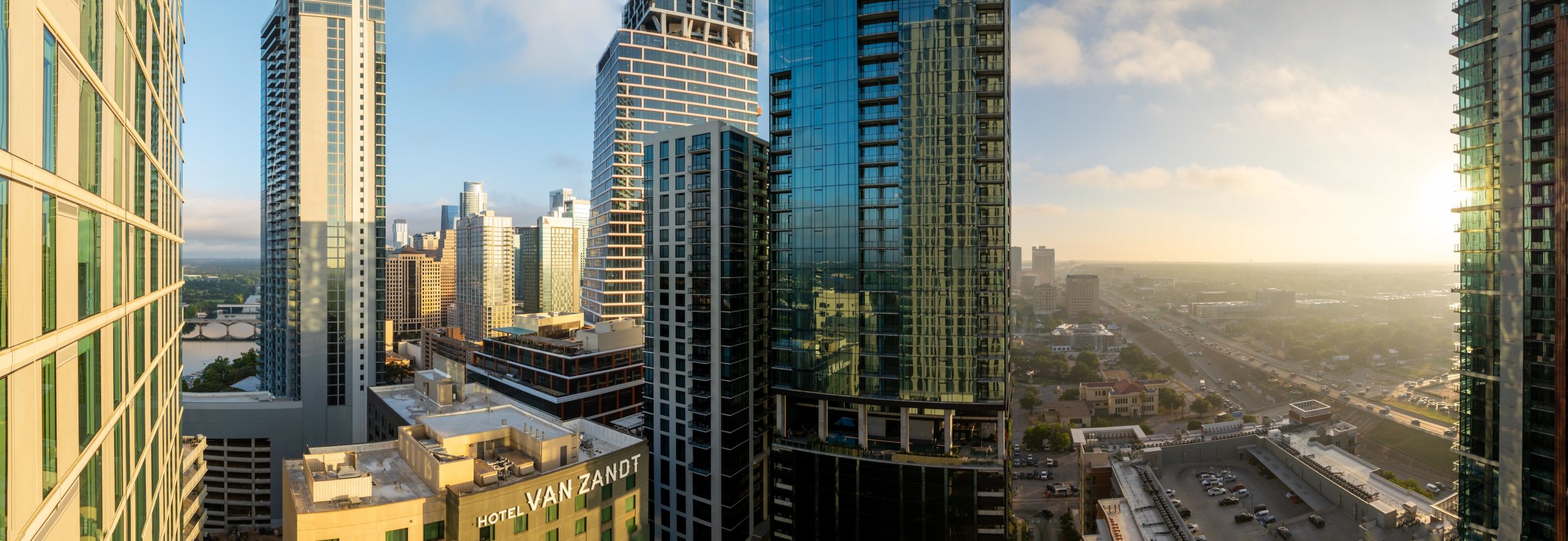 Austin Condo: 82 Rainey St