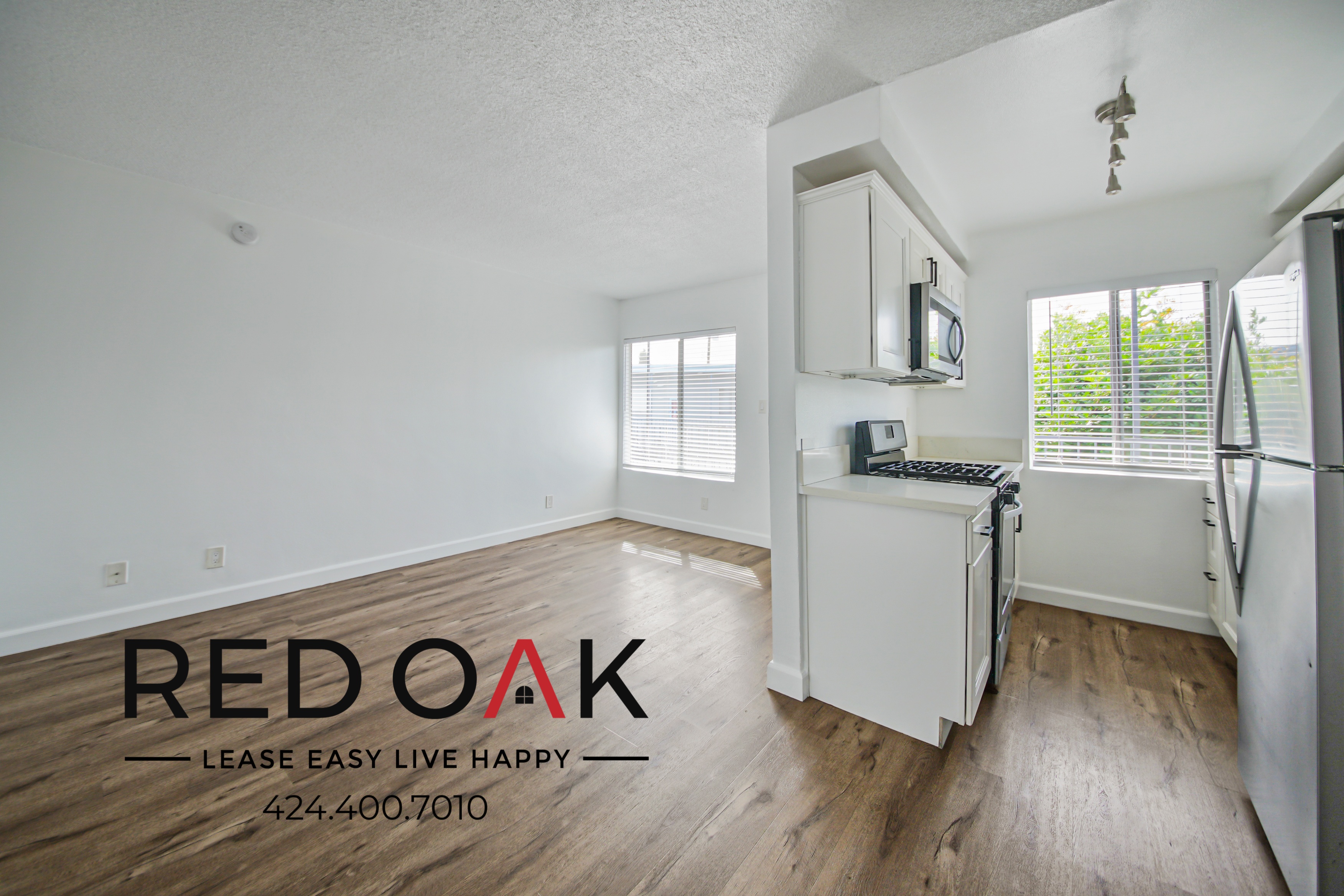 Downey Condo: 12520 Lakewood Blvd