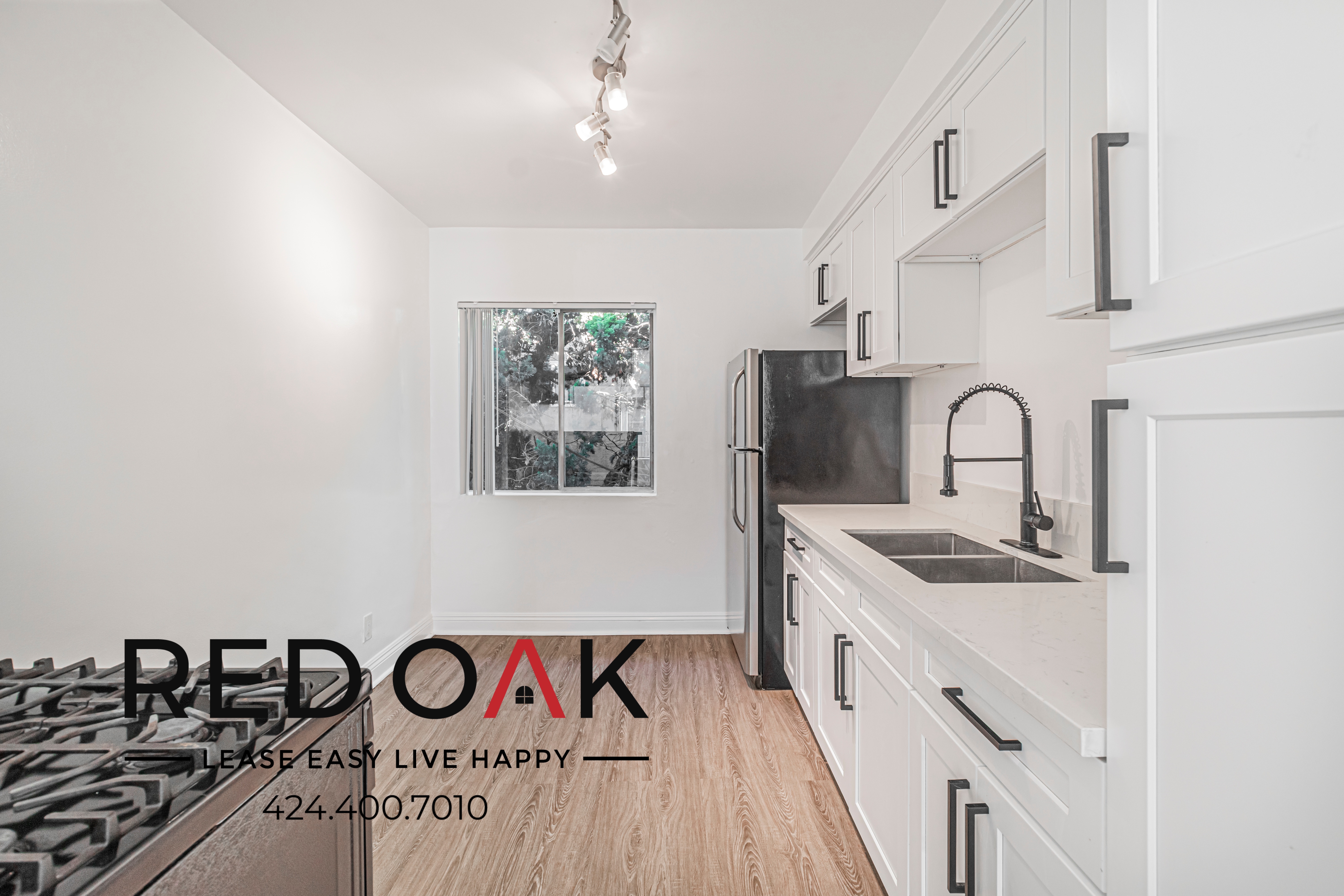 Downey Condo: 12520 Lakewood Blvd