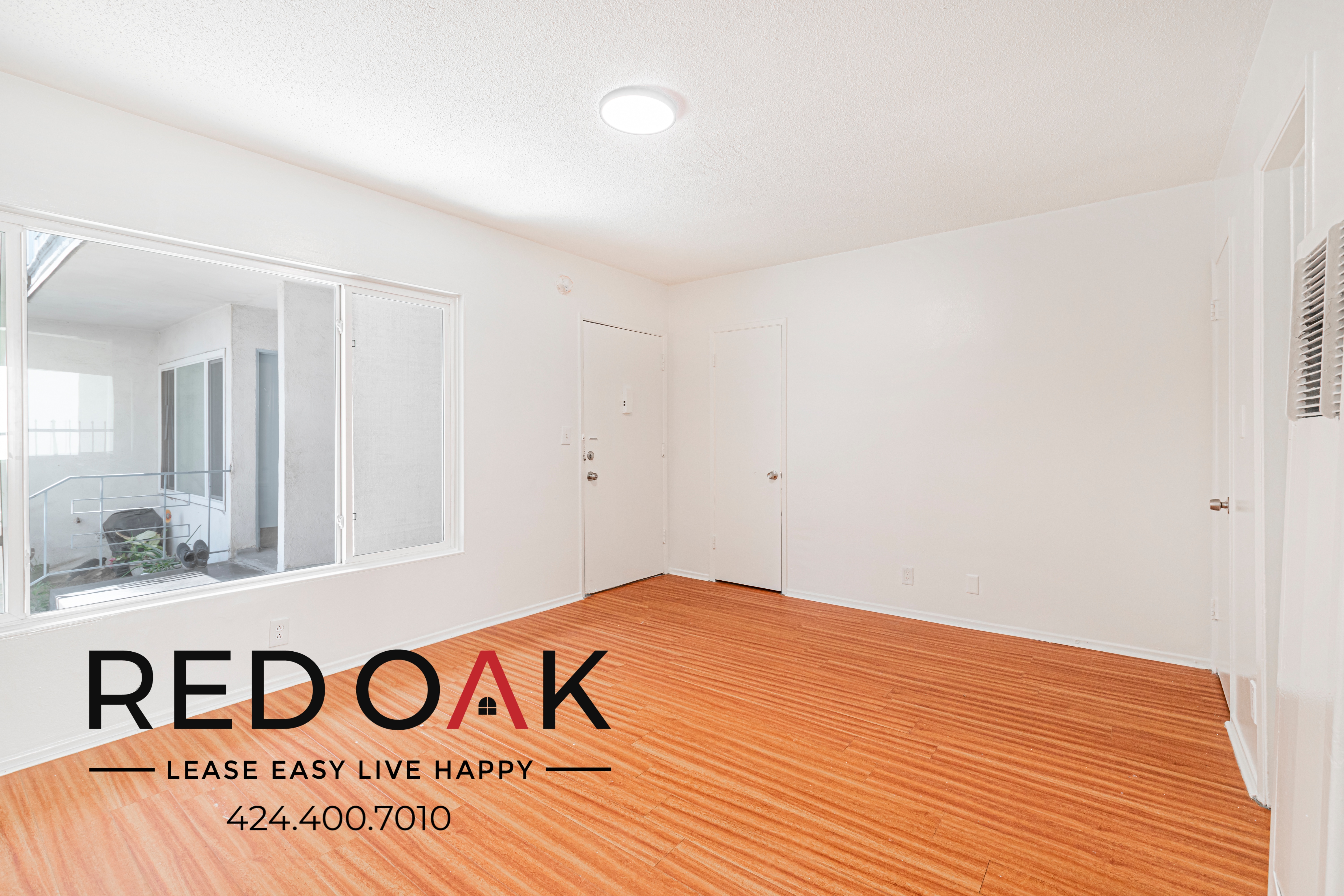 Los Angeles Condo: 439 S Catalina St