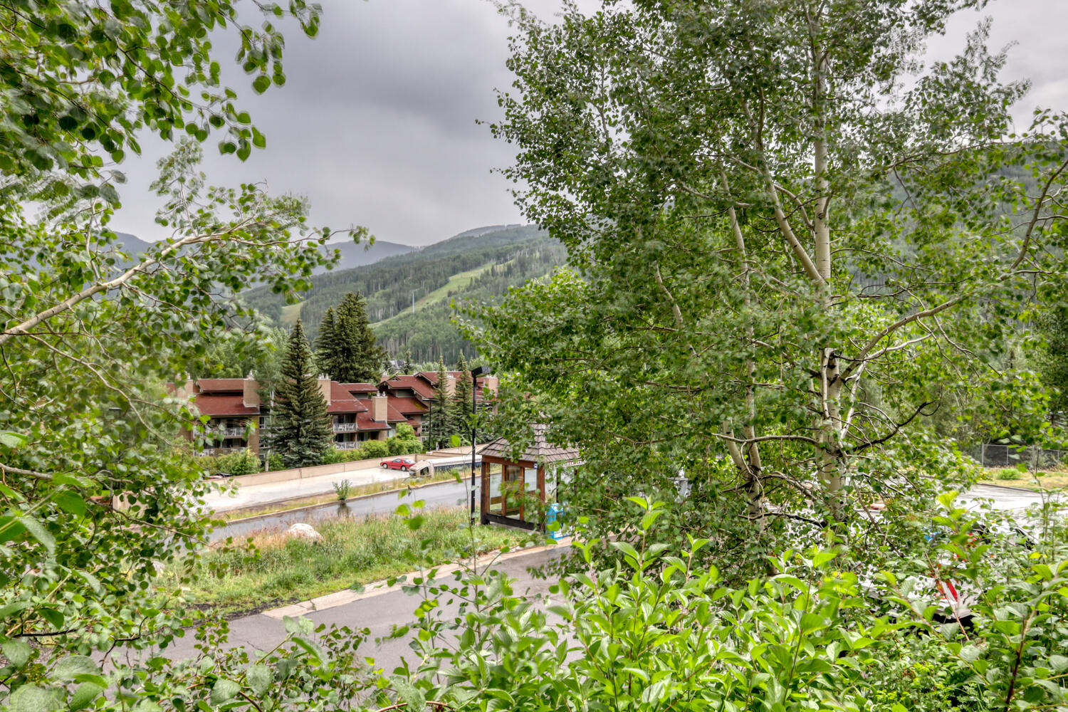 Vail Townhome: 1063 Vail View Dr