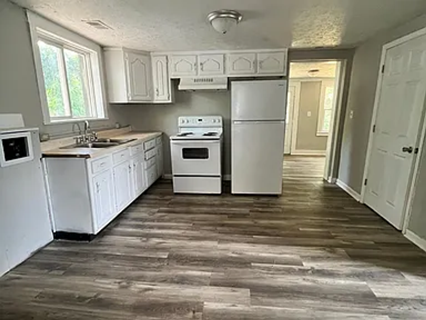 Georgetown House: 436 Hickman St, (Z4)