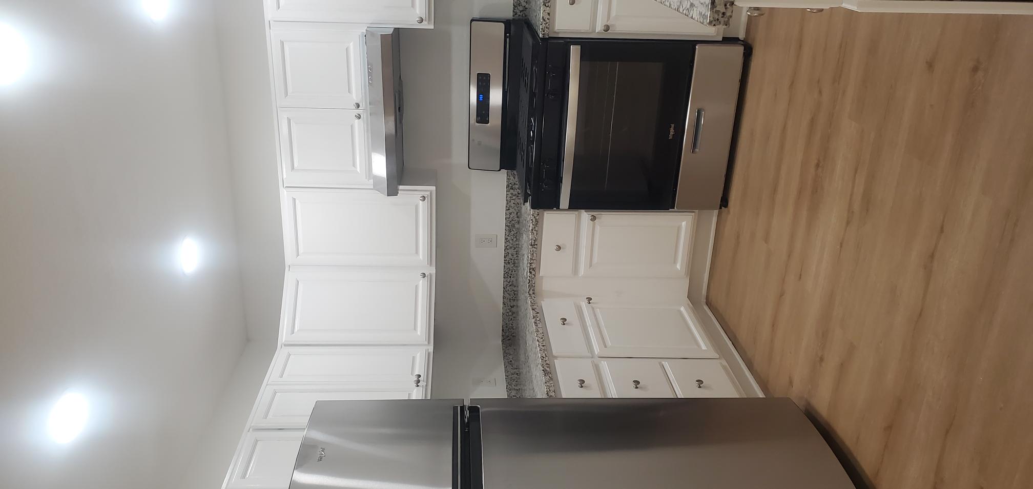 Fontana Condo: 7945 Lime Ave