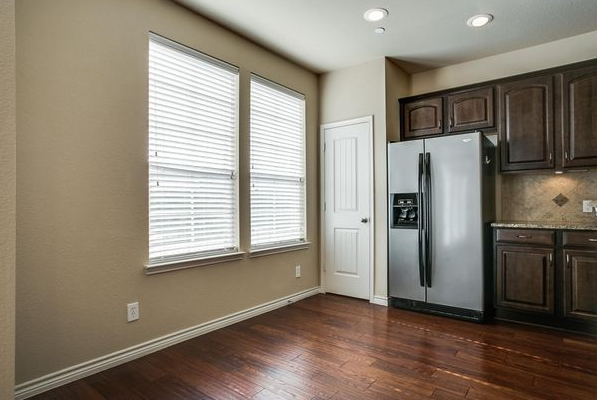 Fort Worth Condo: 950 Henderson