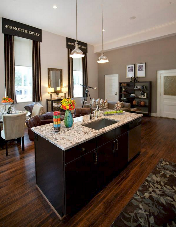 Dallas Condo: 412 N Ervay