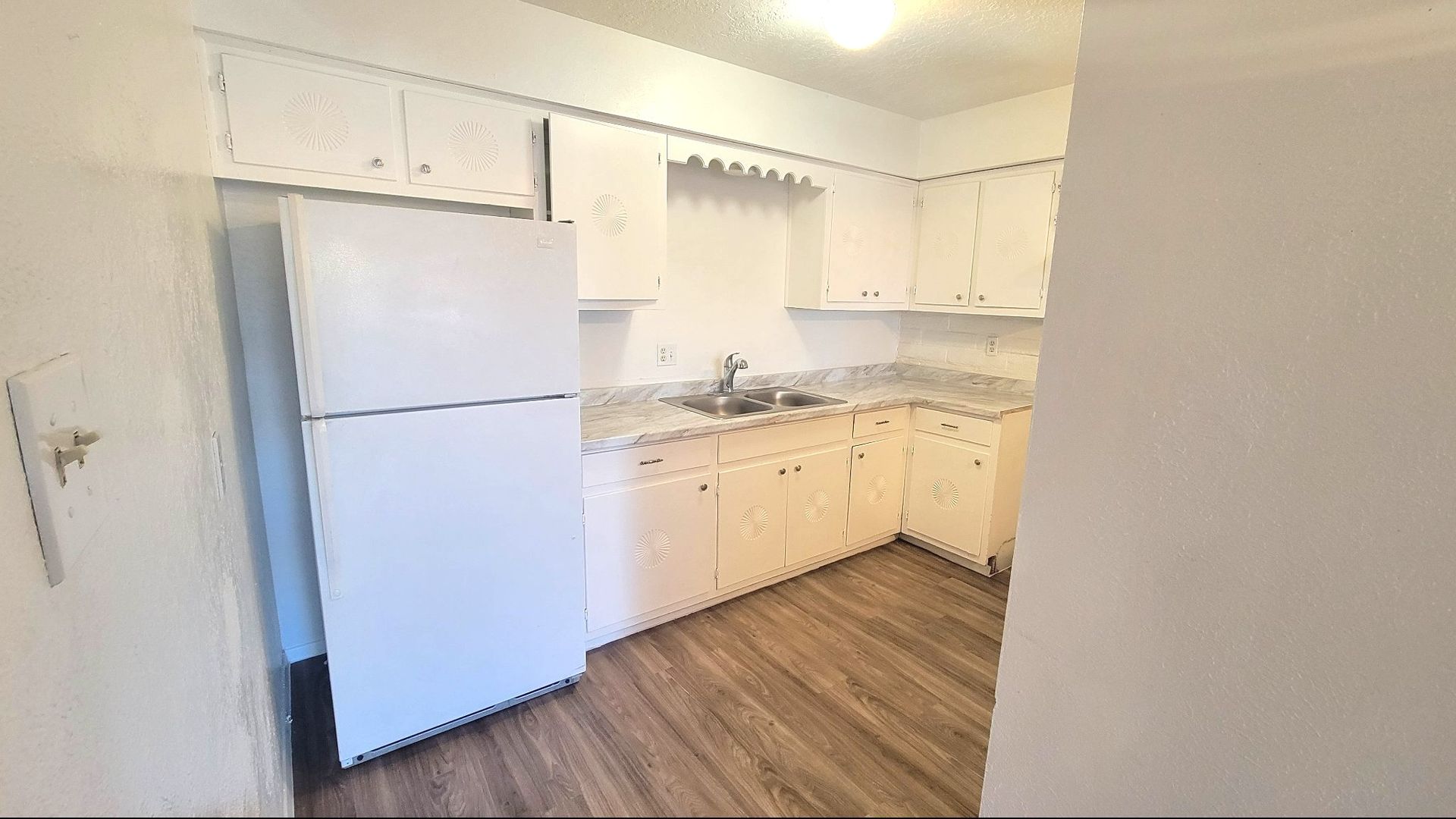 Albuquerque Apartment: 565 59th NW