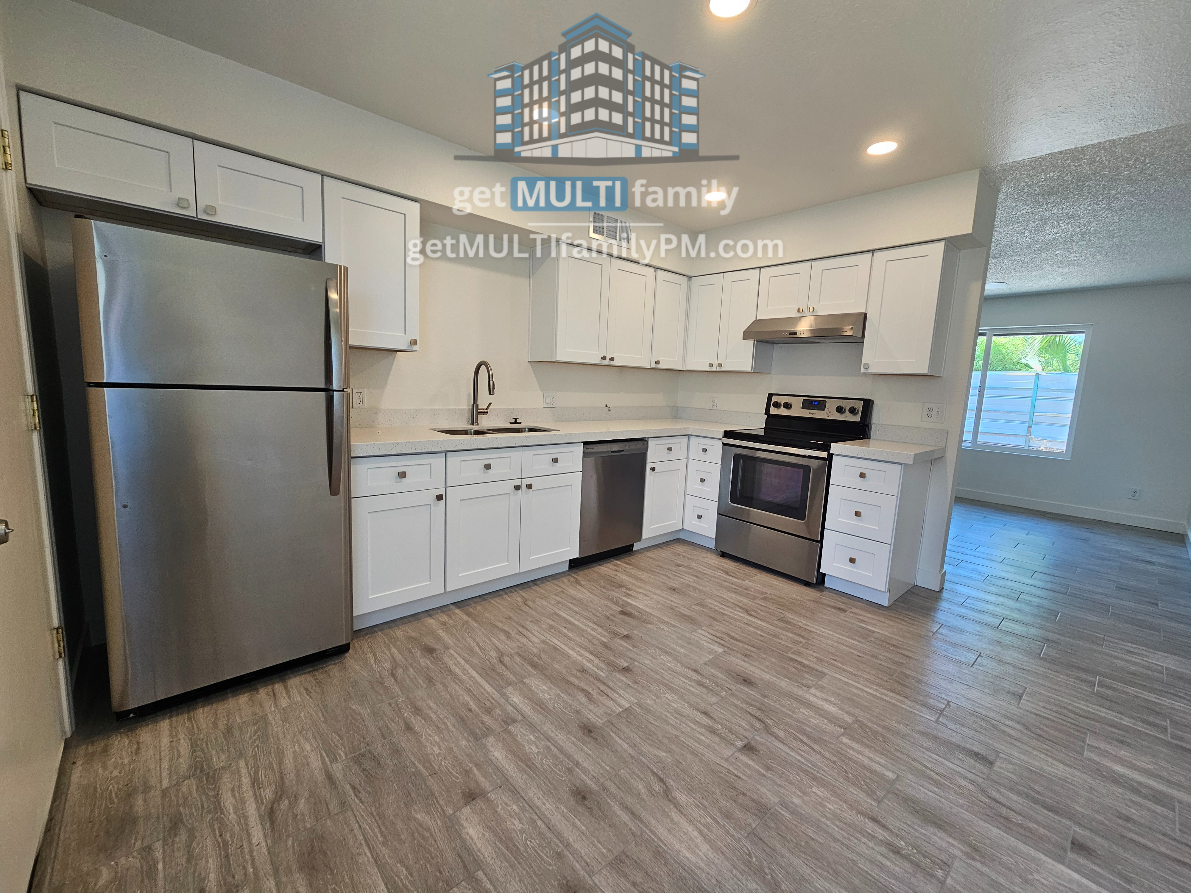 Phoenix Condo: 2535 W Missouri Ave