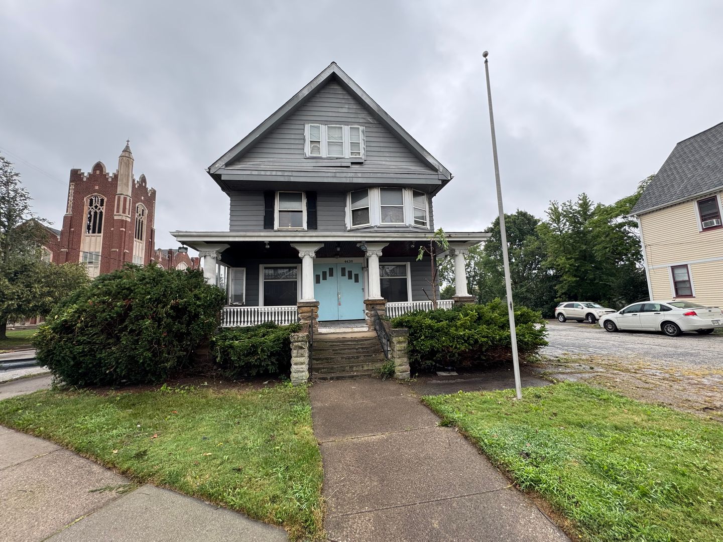 Cleveland Condo: 4438 Pearl Rd - 4438 Pearl Rd