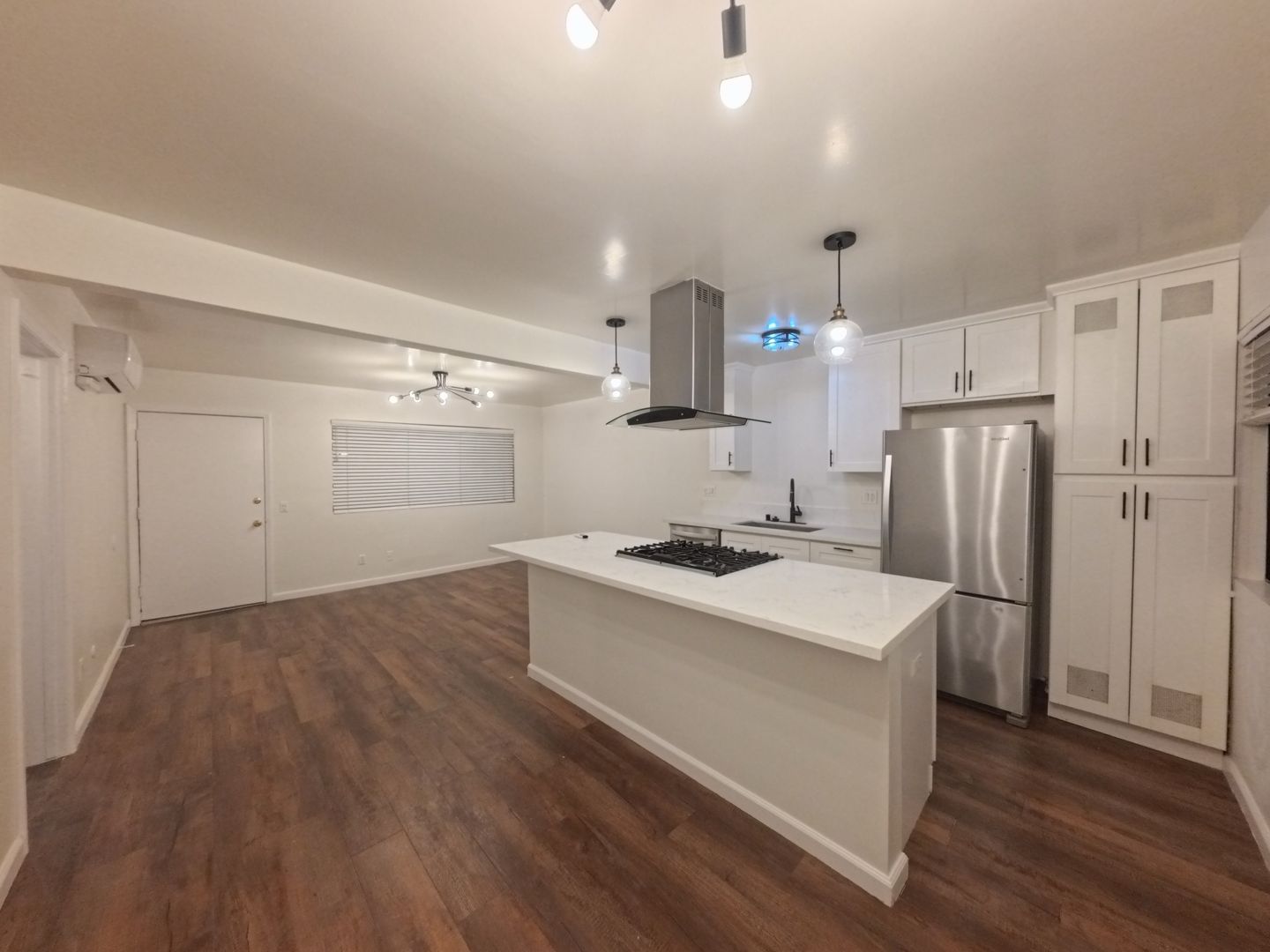 Los Angeles Apartment: 6607 N Figueroa St