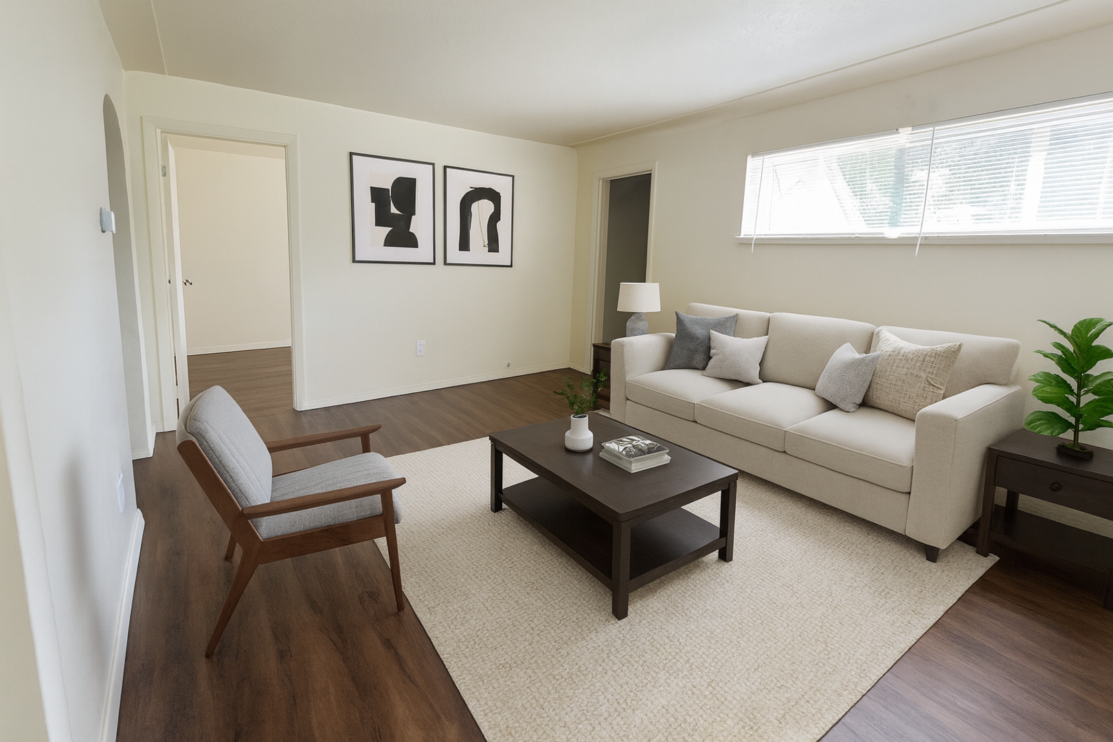 Aurora Apartment: 9996 Montview Blvd