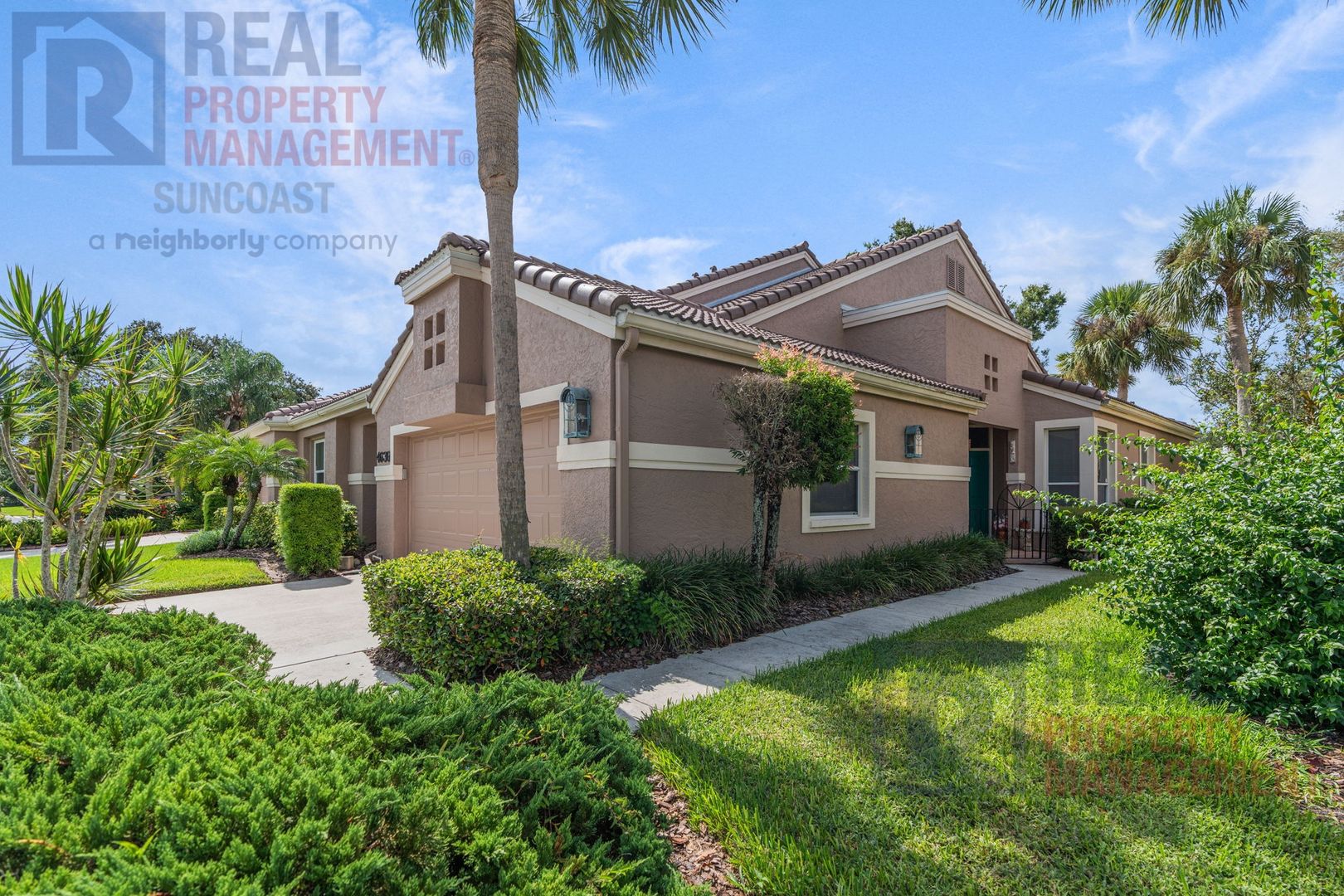Sarasota House: 4636 Deer Trail Blvd