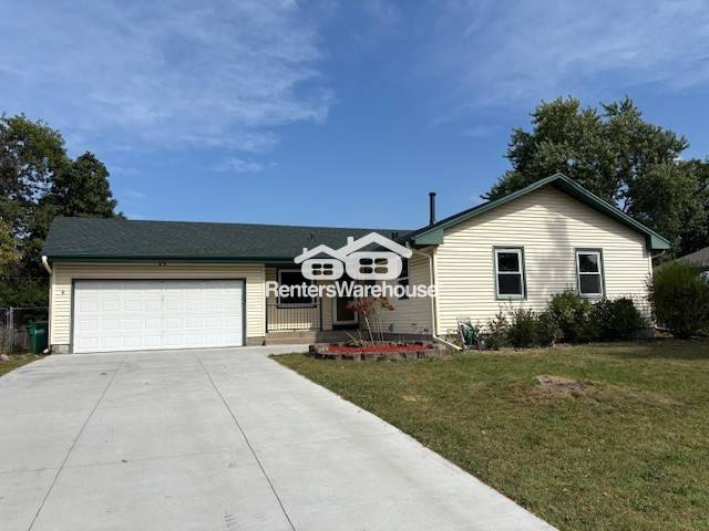 Brooklyn Center, House: 1506 71st Ave N