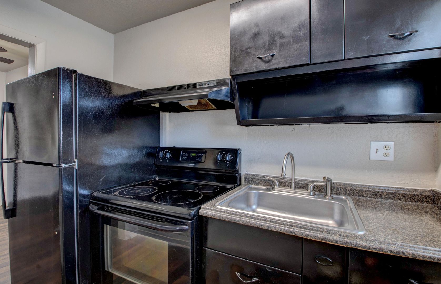 Little Rock Apartment: 1100 Fair Park Blvd