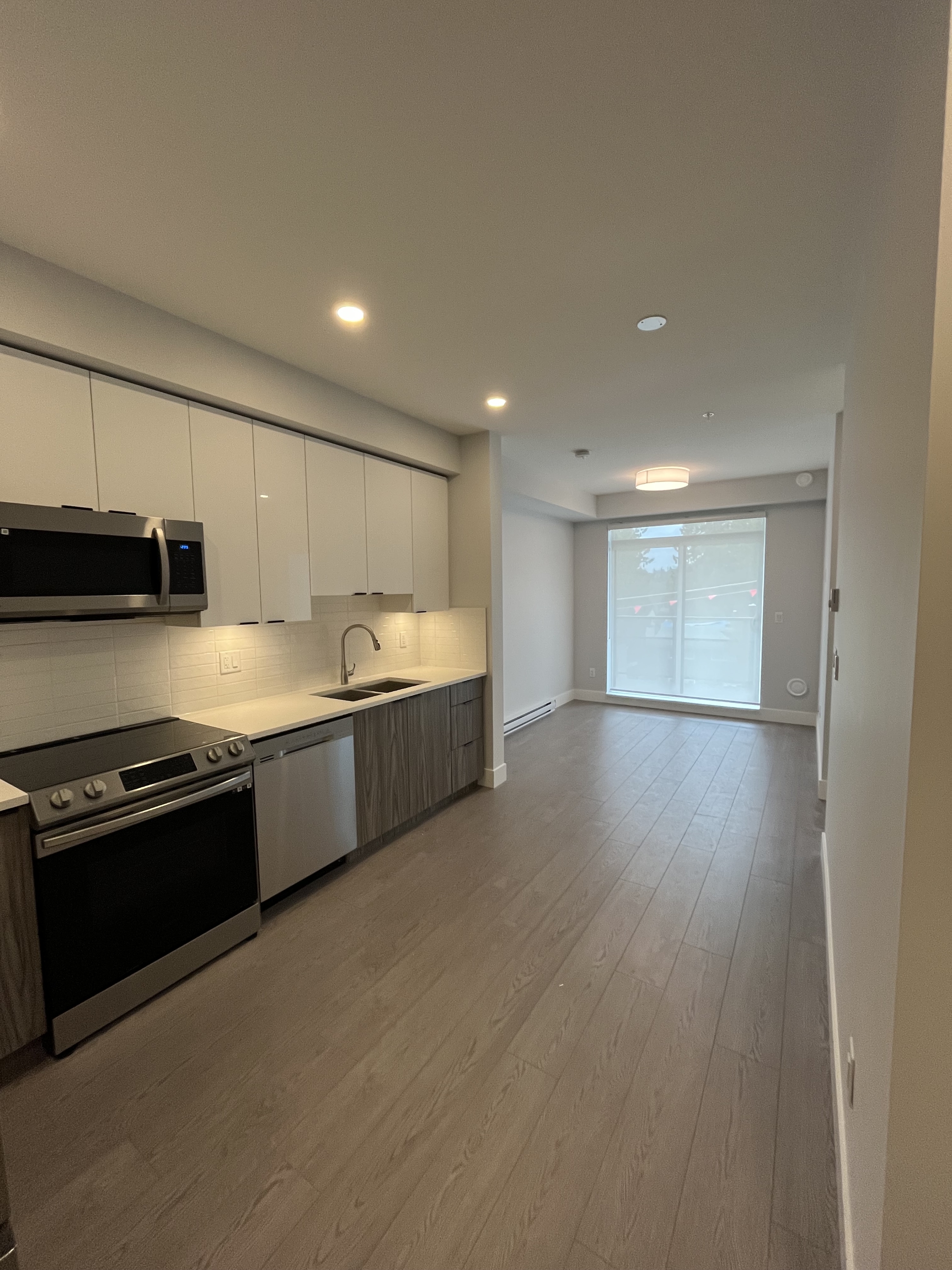 Langley Townhome: 19825 54 Ave