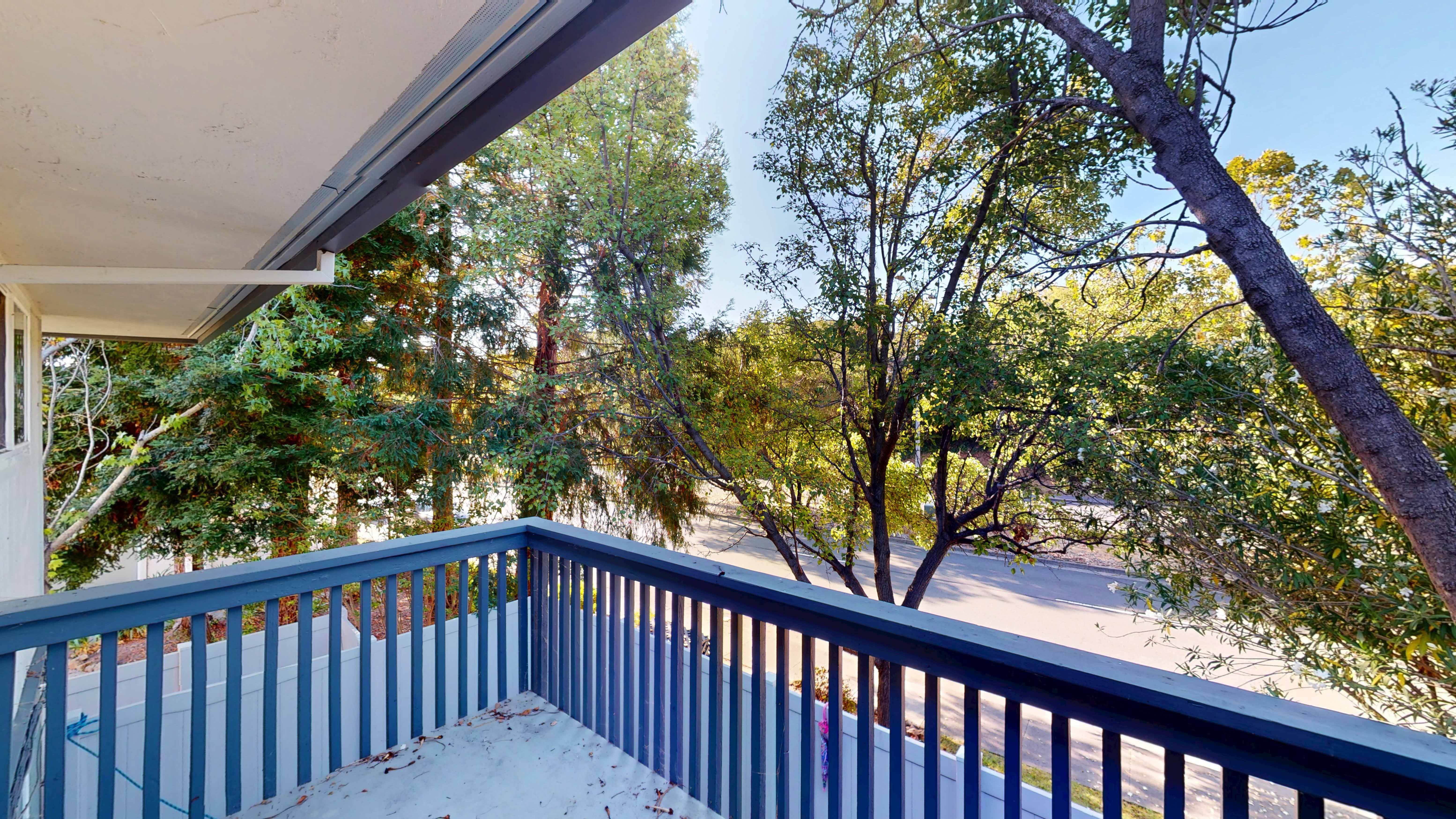 Novato Condo: 1004 Ignacio Blvd