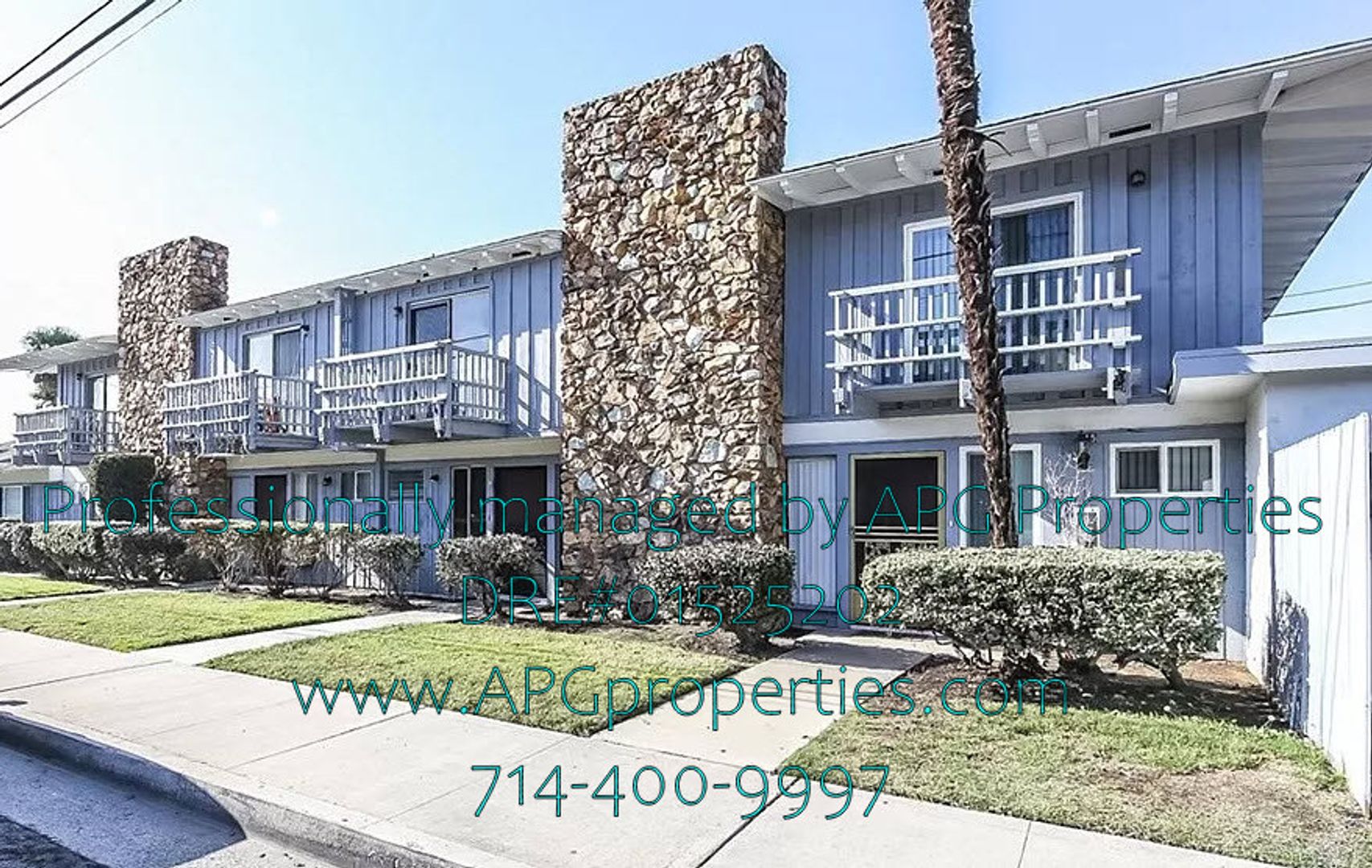 Fullerton House: 315 N Acacia Ave