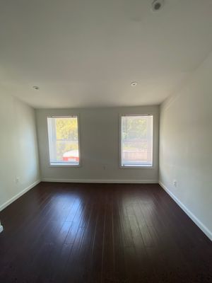 Baltimore Townhome: 122 S Carlton St