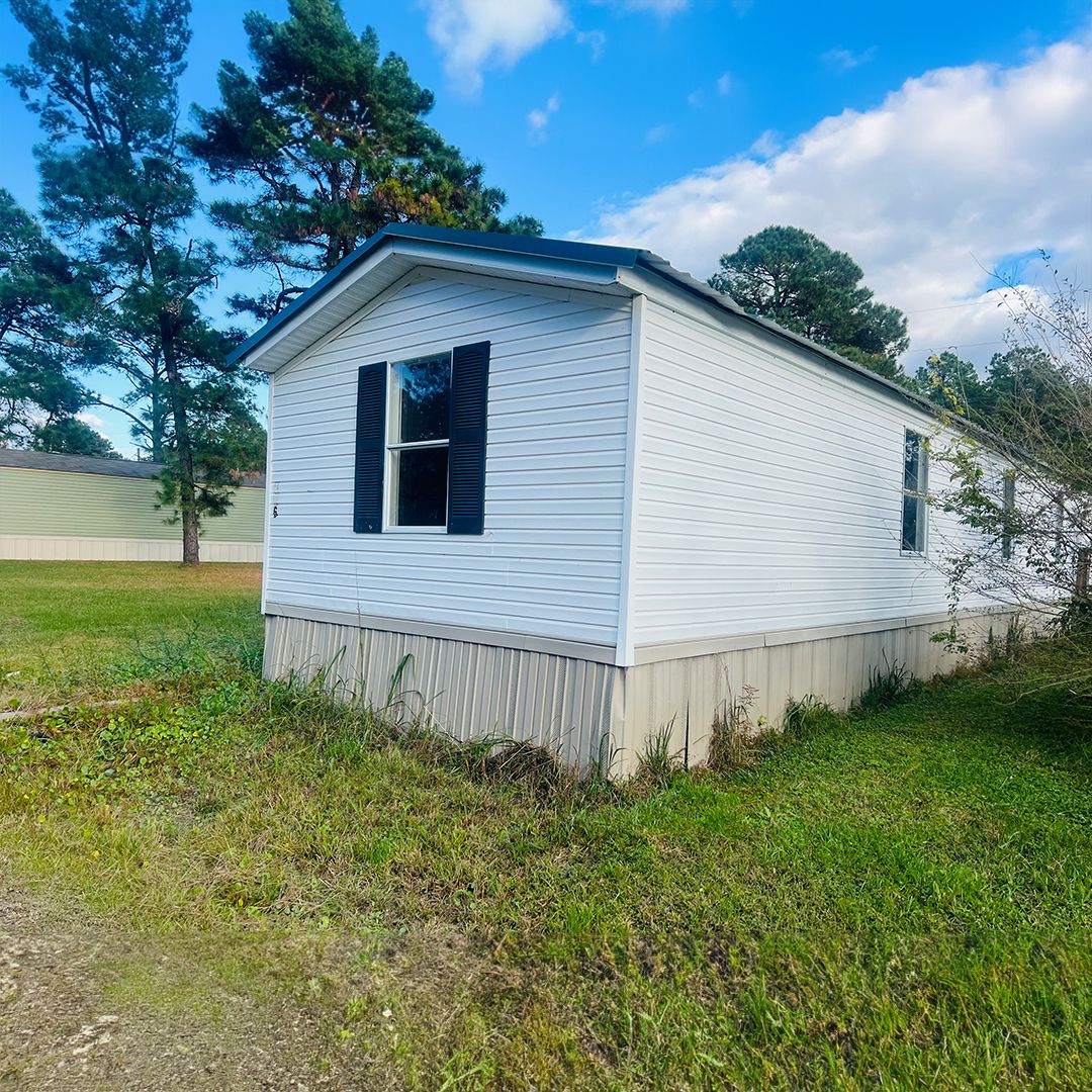 Hubert House: 139 Hubert Blvd.